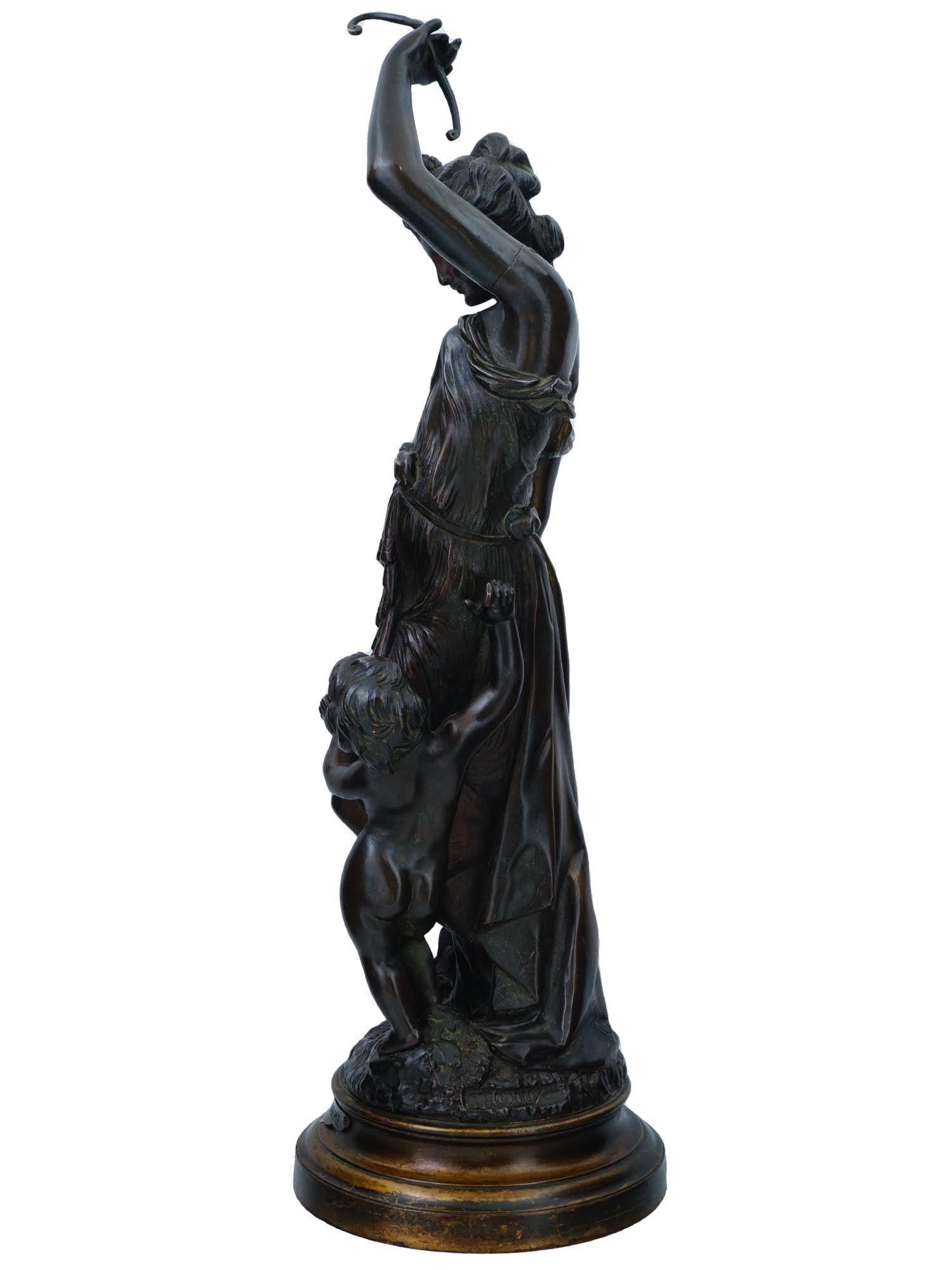 Grand Tour Venus and Cupid Bronze After Henri Emile Adrien Trodoux Bronze Sculpture  For Sale