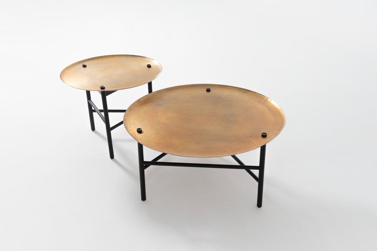 Minimalist Venus Auxiliar Tables, Black Oak Structure Hand Hammered Copper Brass Finish Top For Sale