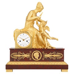 Reloj de sobremesa Venus cortando las alas de Cupido de Thomire & Cie.