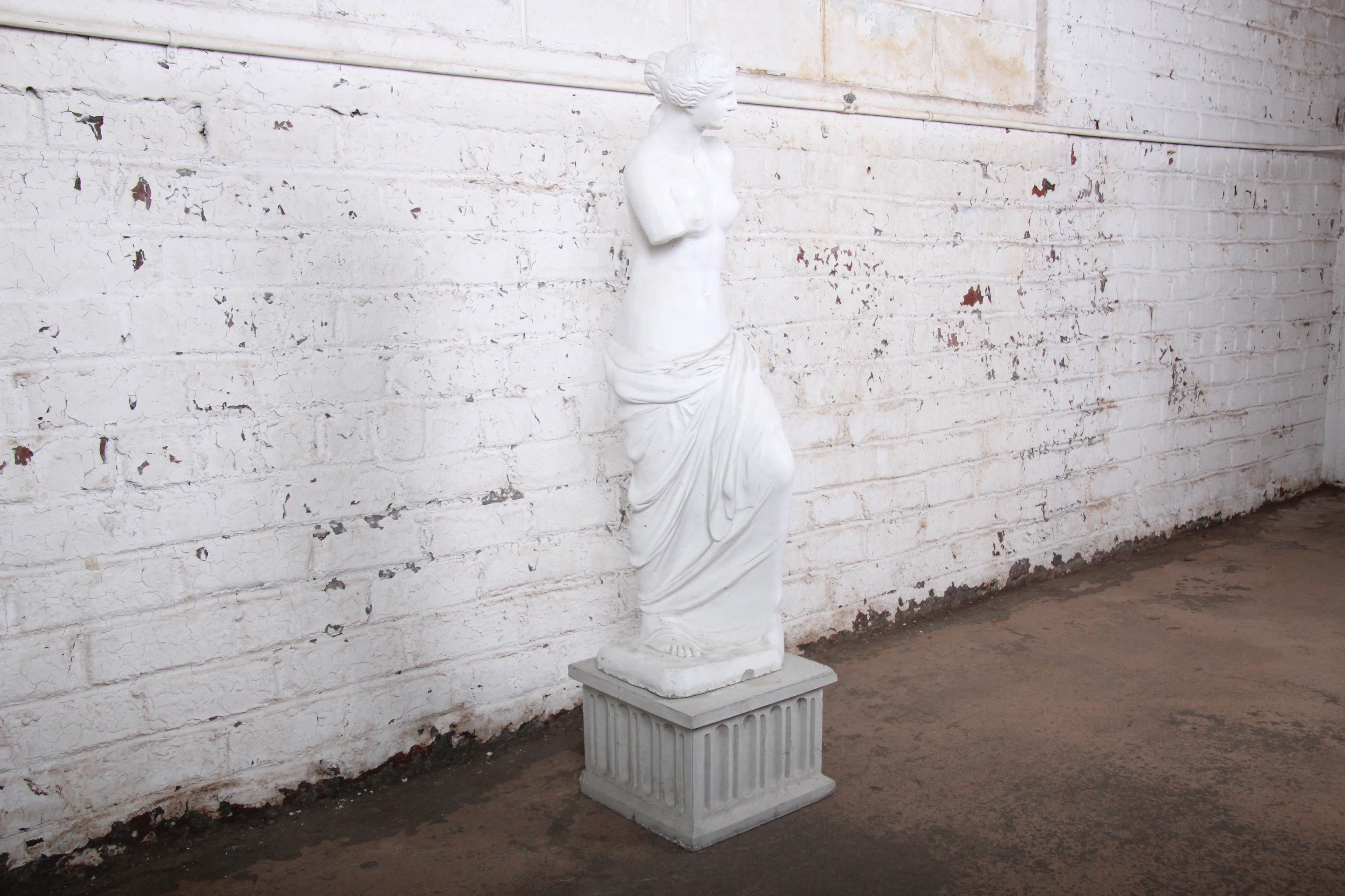 Venus De Milo Concrete Garden Statue 2