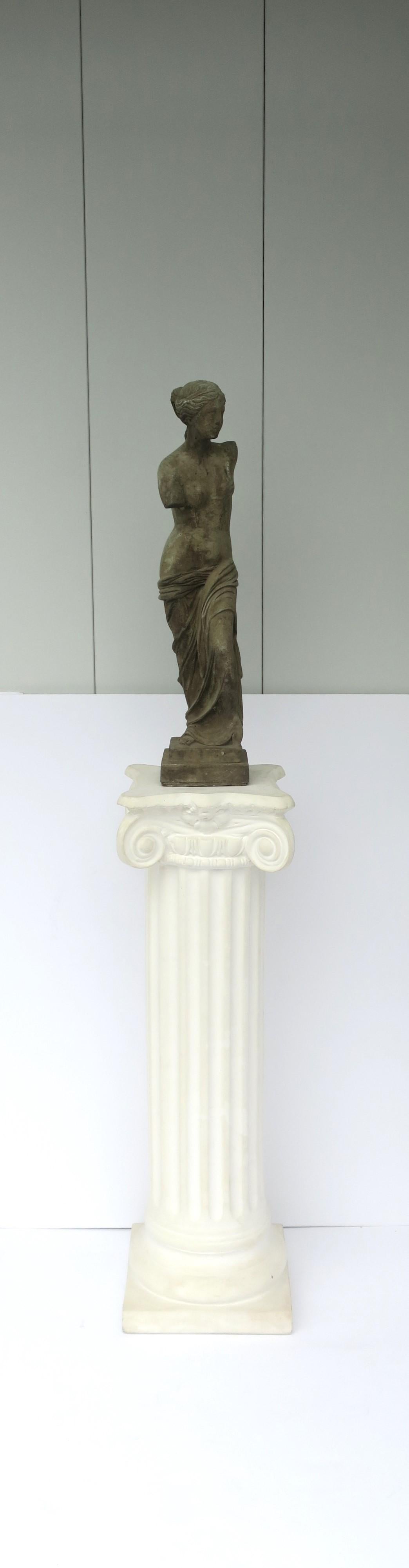Venus de Milo, weibliche Statue-Skulptur Indoors und Garten (Neoklassisch) im Angebot