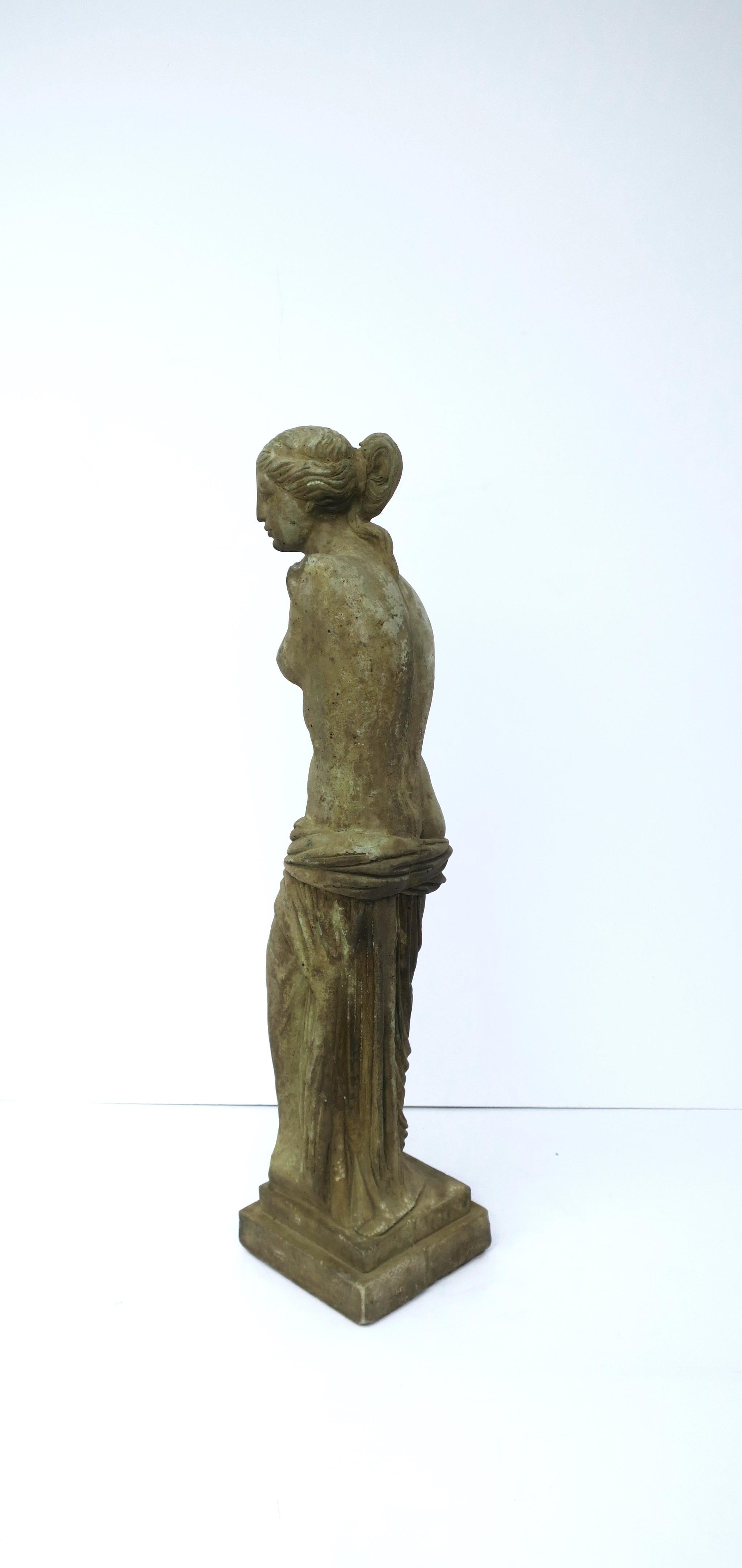 20th Century Venus de Milo Female Statue Sculpture Indoors and Garden For Sale
