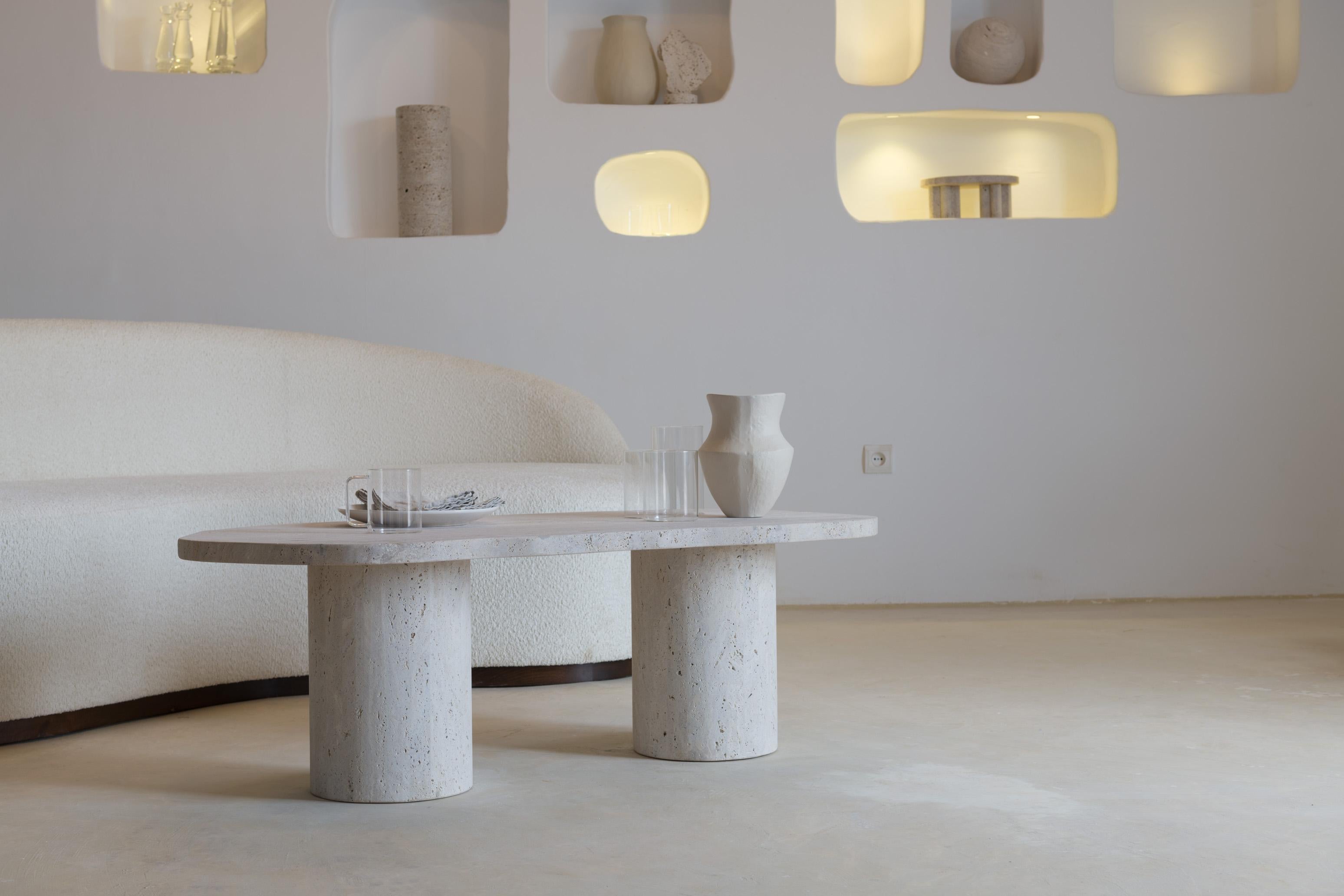 Tavolino basso decorativo Organic Top 120 Beige Travertine di Beije Avenue in vendita 3