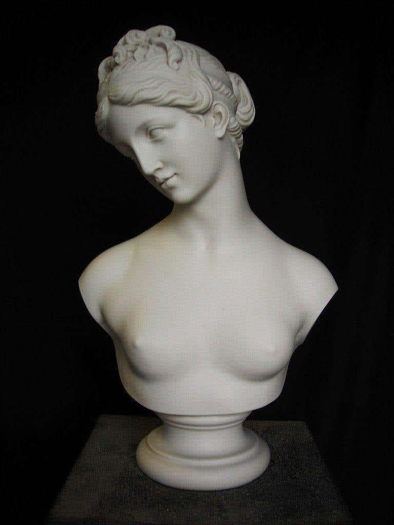 venus bust sculpture