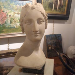 Venus, Neoclassical Statuary White Marble 1820 Italian Artist Early 18th Century