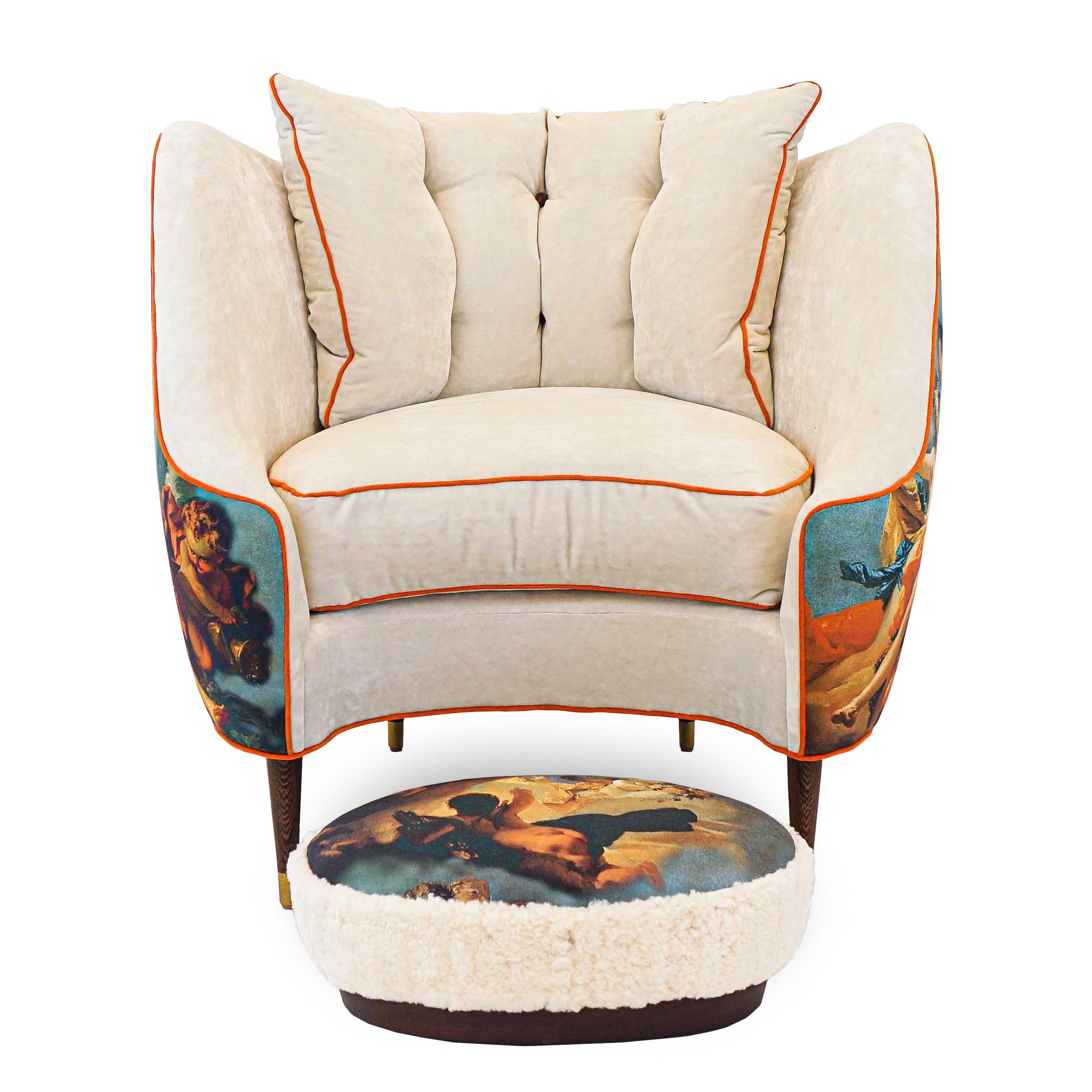 Chaise en forme de seau peinte de Vénus avec intérieur en velours en vente 1