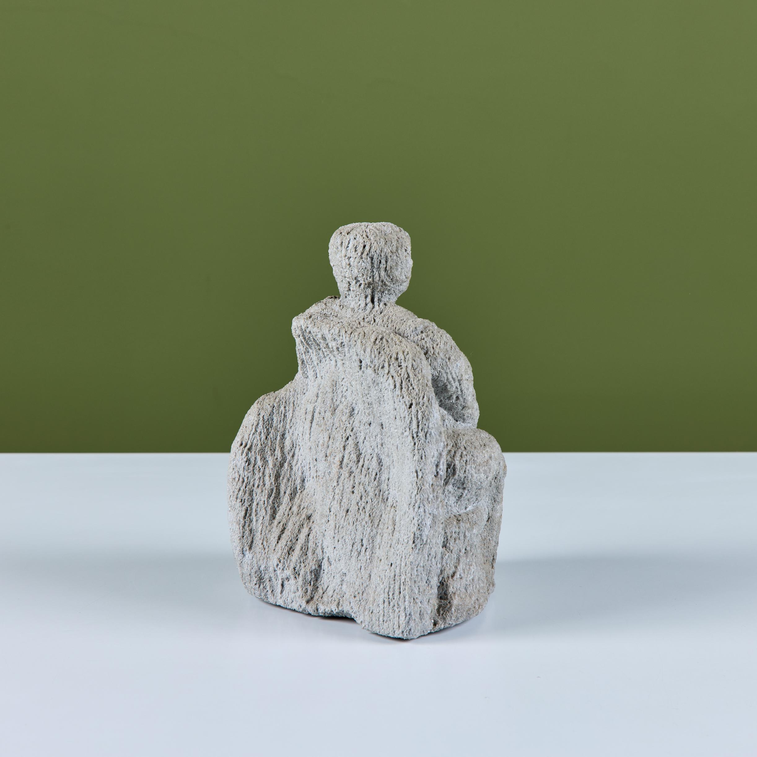 XX secolo Scultura in pietra pomice di Venere in vendita