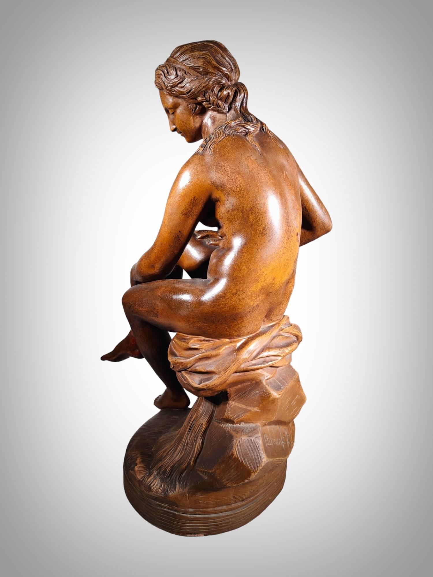 Venere seduta in terracotta XIX secolo in vendita 4