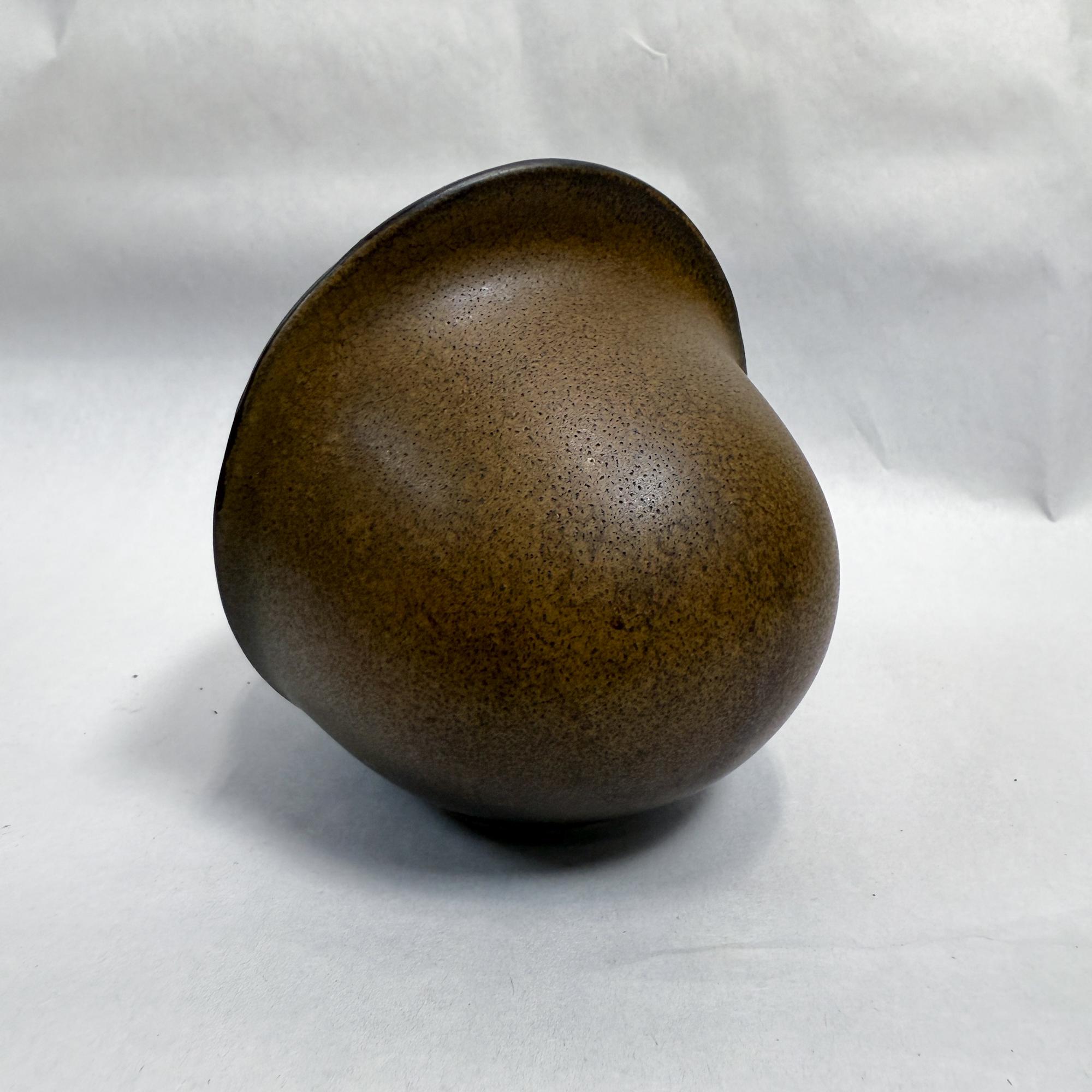 Tedesco Venus Vase by Uta Feyl for Rosenthal Studio Pottery Germany Mid Century in vendita