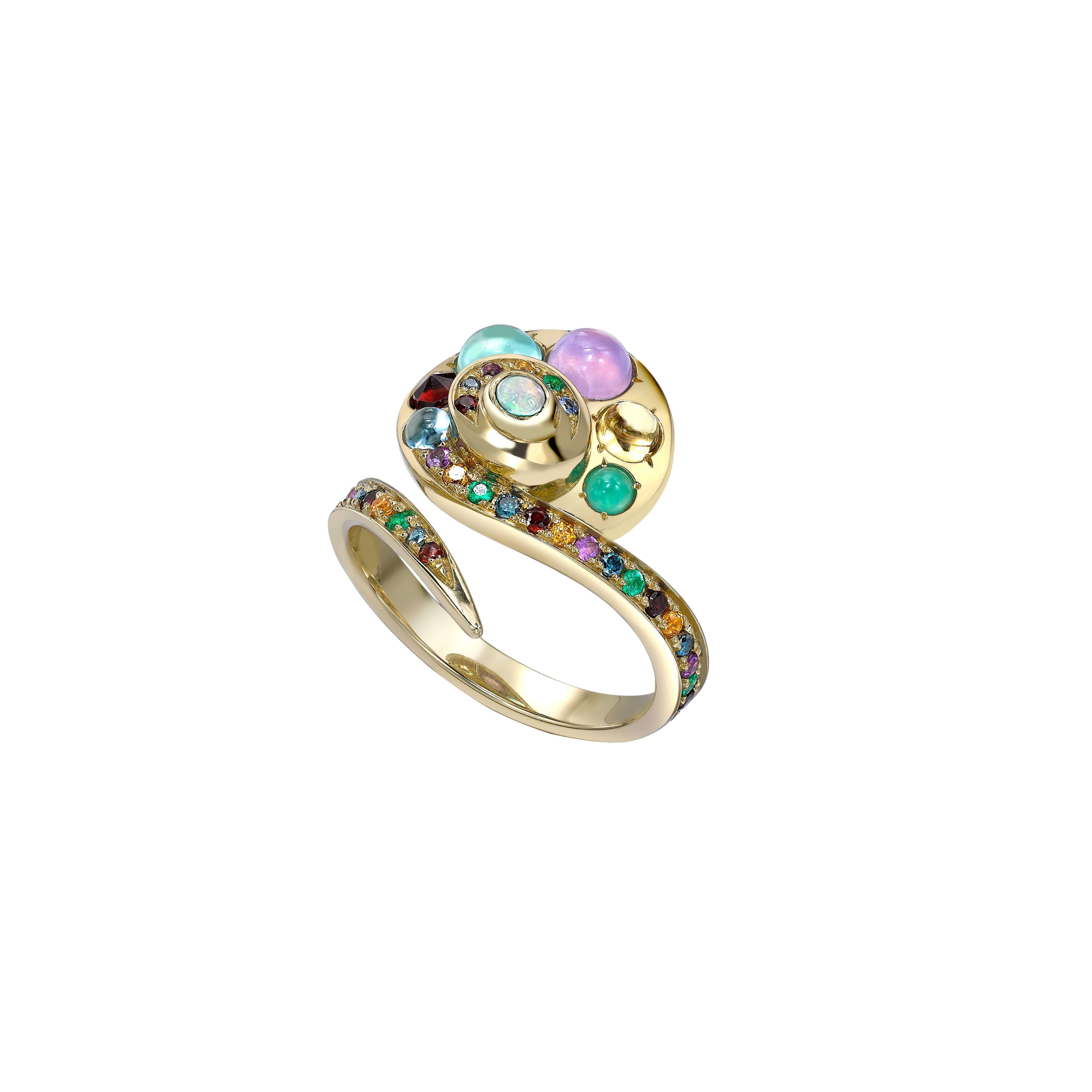 Ring sizes available: 49 and 52
Alternative sizes available on a made to order basis, with an estimated delivery time of 4-6 weeks)

18k Yellow Gold approx. 5.30gr, 1 White Opal 0.05ct, 1 Chrysoprase 0.05ct, 11 Citrines 0.24ct, 11 Garnets 0.27ct, 2