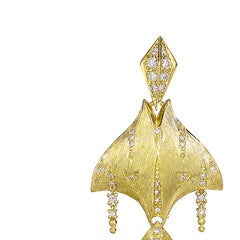 Venyx 18 Karat Gold Diamond Tiger Ray Earrings