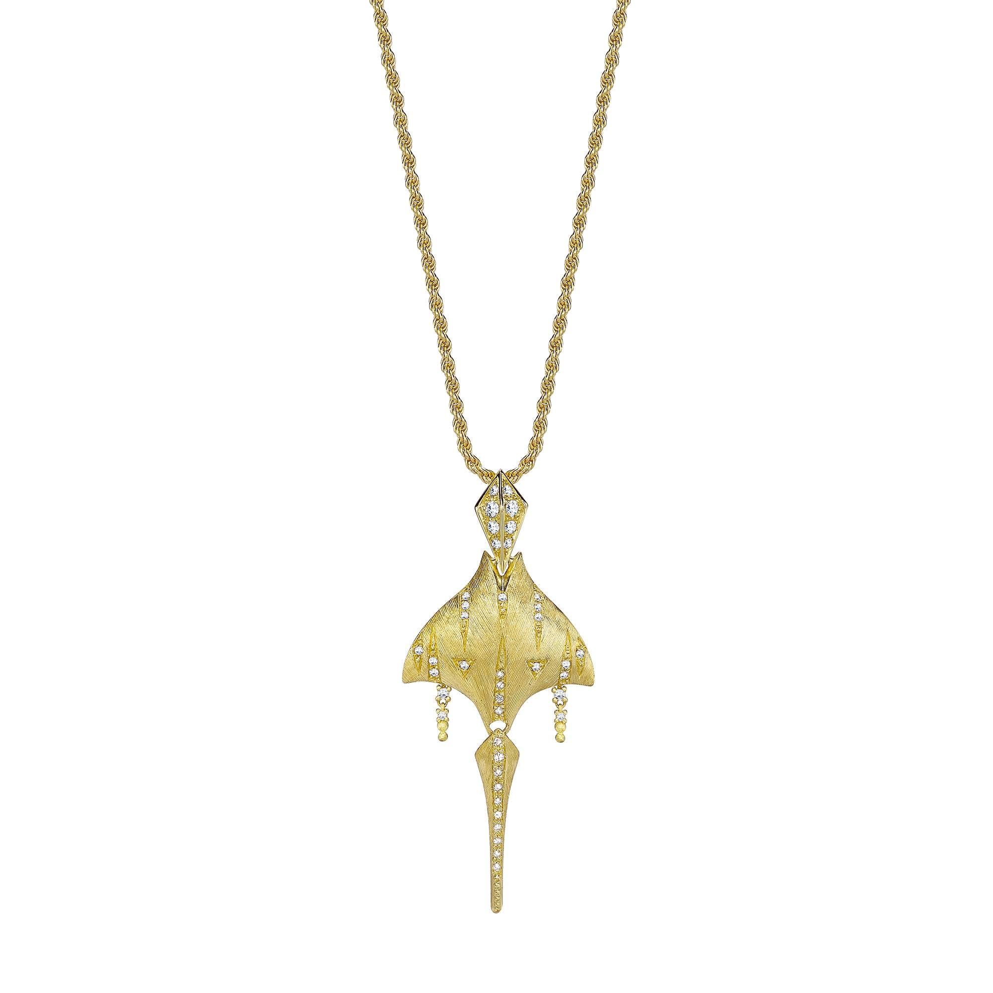 Venyx 18 Karat Gold Diamond Tiger Ray Necklace For Sale