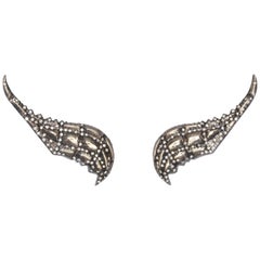 Venyx 9 Karat Gold and Diamond Lady Caiman Black Earrings