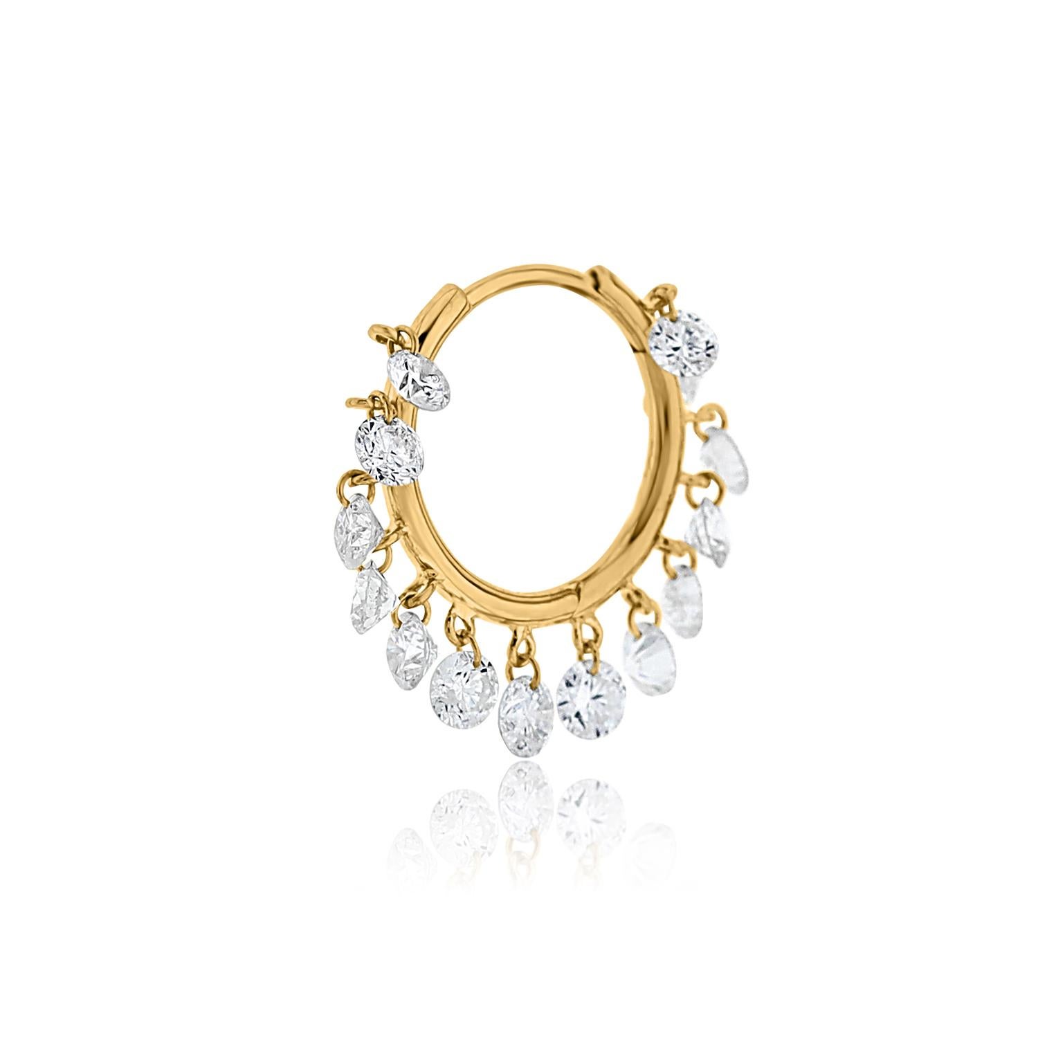 Add a touch of dazzling sophistication with Vera Belleza's dangling round brilliant-cut diamond hoops, crafted in radiant 18k gold. Featuring expertly cut diamonds that sparkle with unmatched brilliance, each stone is suspended to create graceful