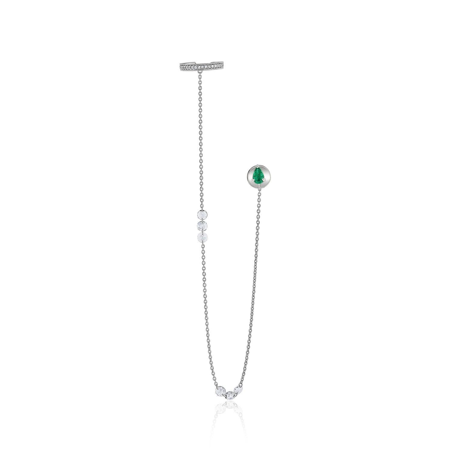 Manchettes d'oreilles Vera Belleza avec diamants flottants taille rose et émeraude en or 18 carats Unisexe en vente