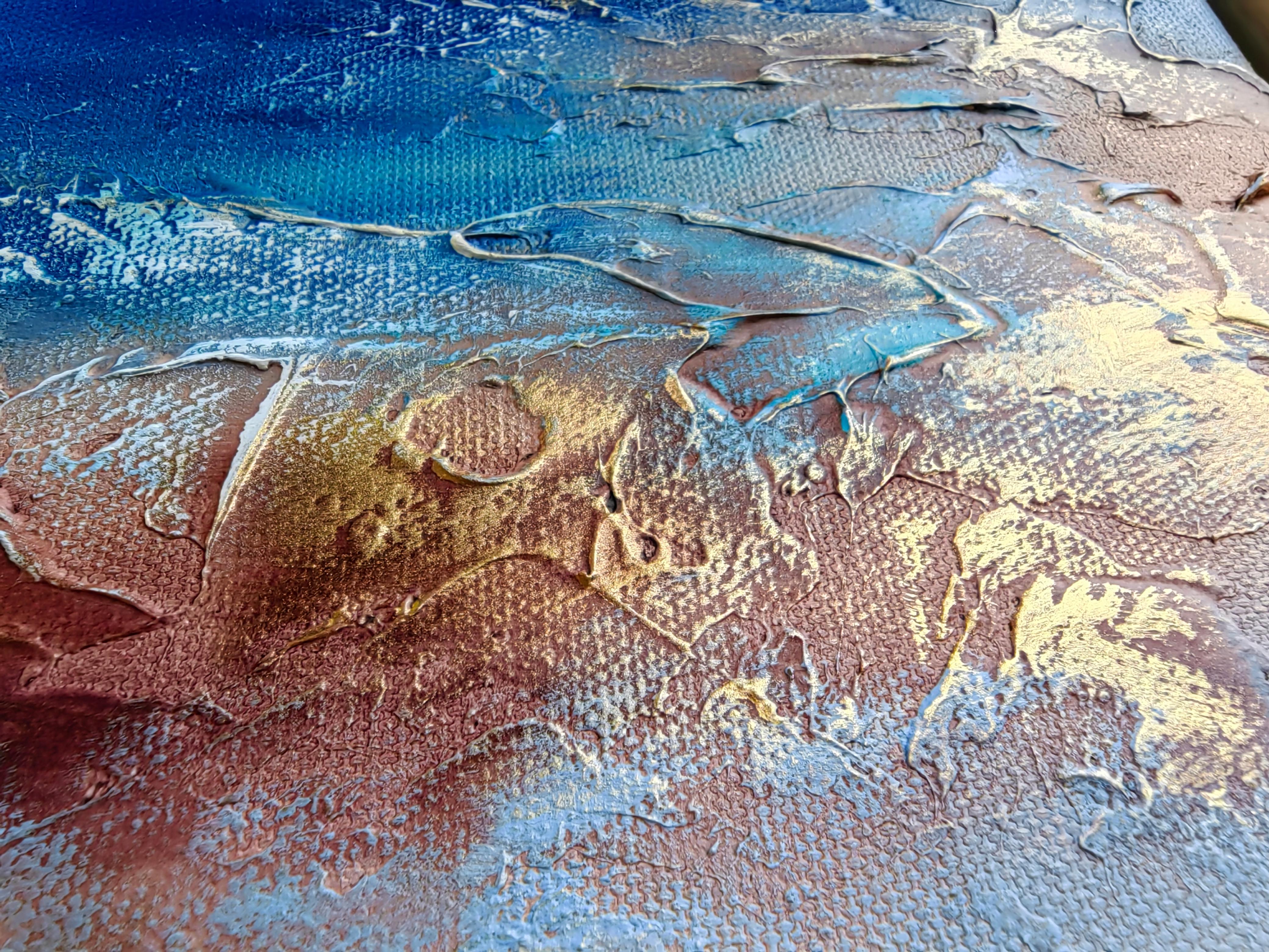 „Into the Blue“ Texturiertes gerahmtes Gemälde (Grau), Interior Painting, von Vera Hoi