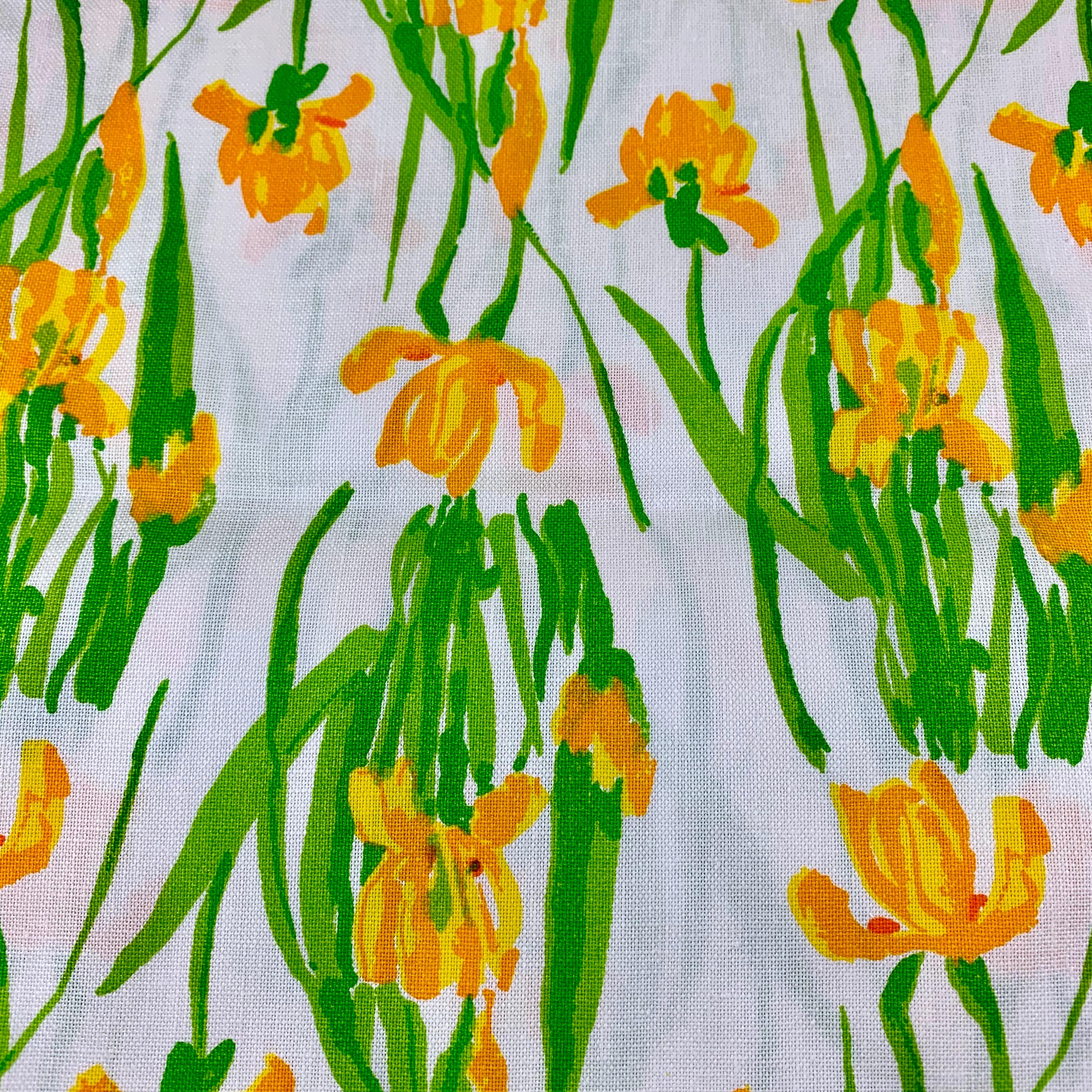 Dyed Vera Neumann Mid-Century Modern Era Yellow & Green Iris Round Tablecloth Unused  For Sale