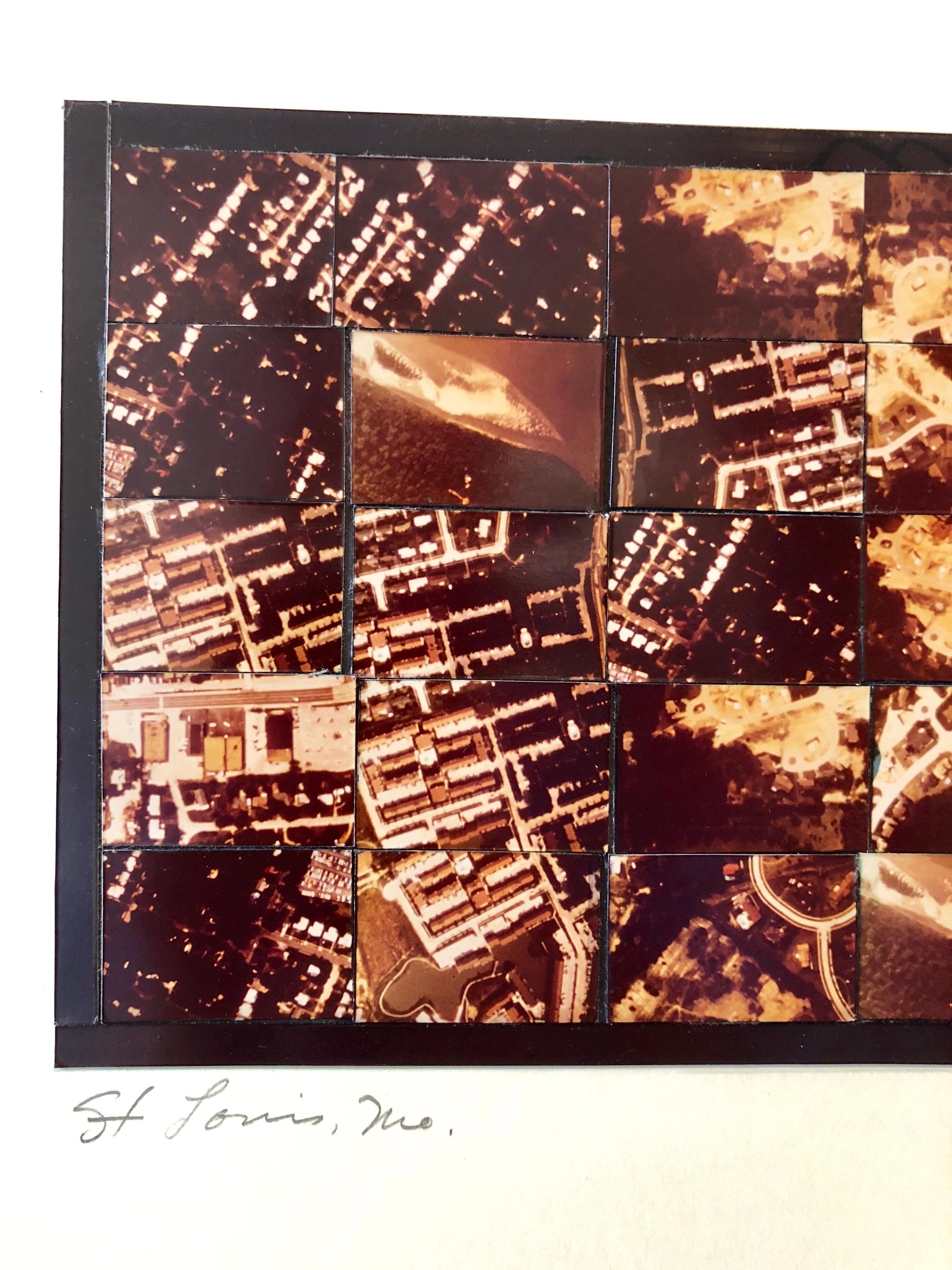  Photographie aérienne avec collage de mosaïque photographique de la St Louis MO, Femme aviatrice féministe en vente 1