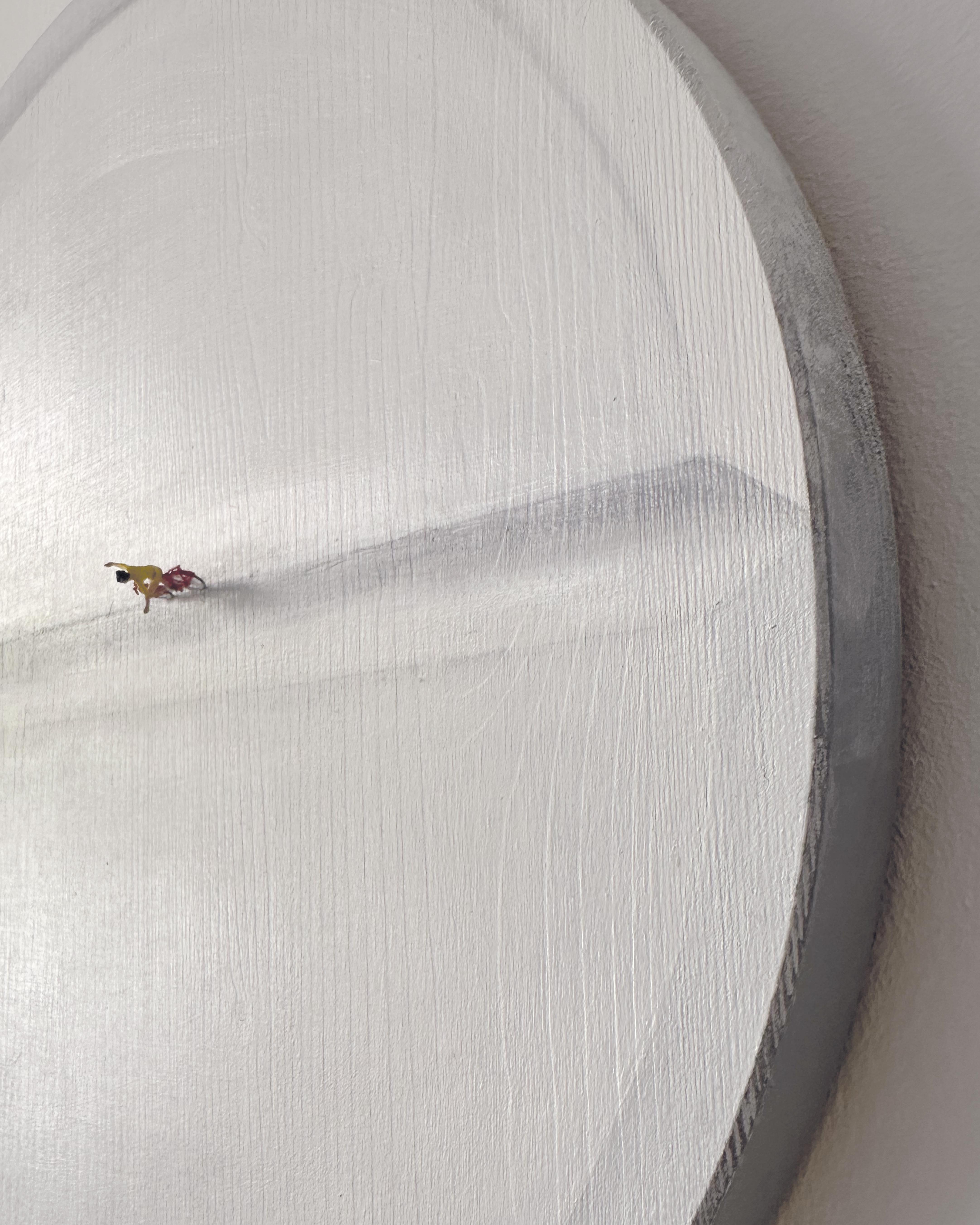 Poetic Minimalist Wall Sculpture in Circular White Relief with Miniature Figure - Painting by Vera Vizzi