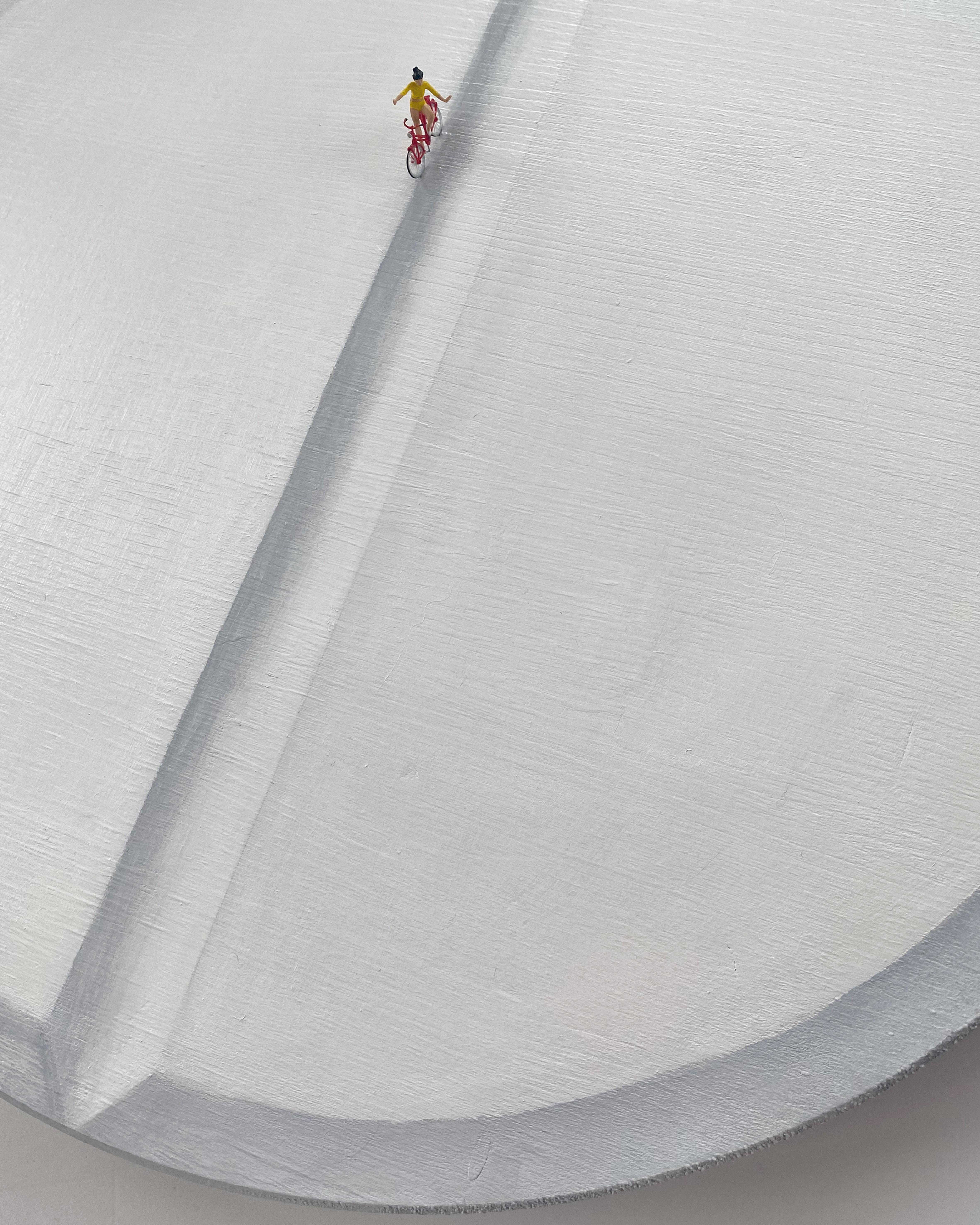 Poetic Minimalist Wall Sculpture in Circular White Relief with Miniature Figure - Brown Landscape Painting by Vera Vizzi
