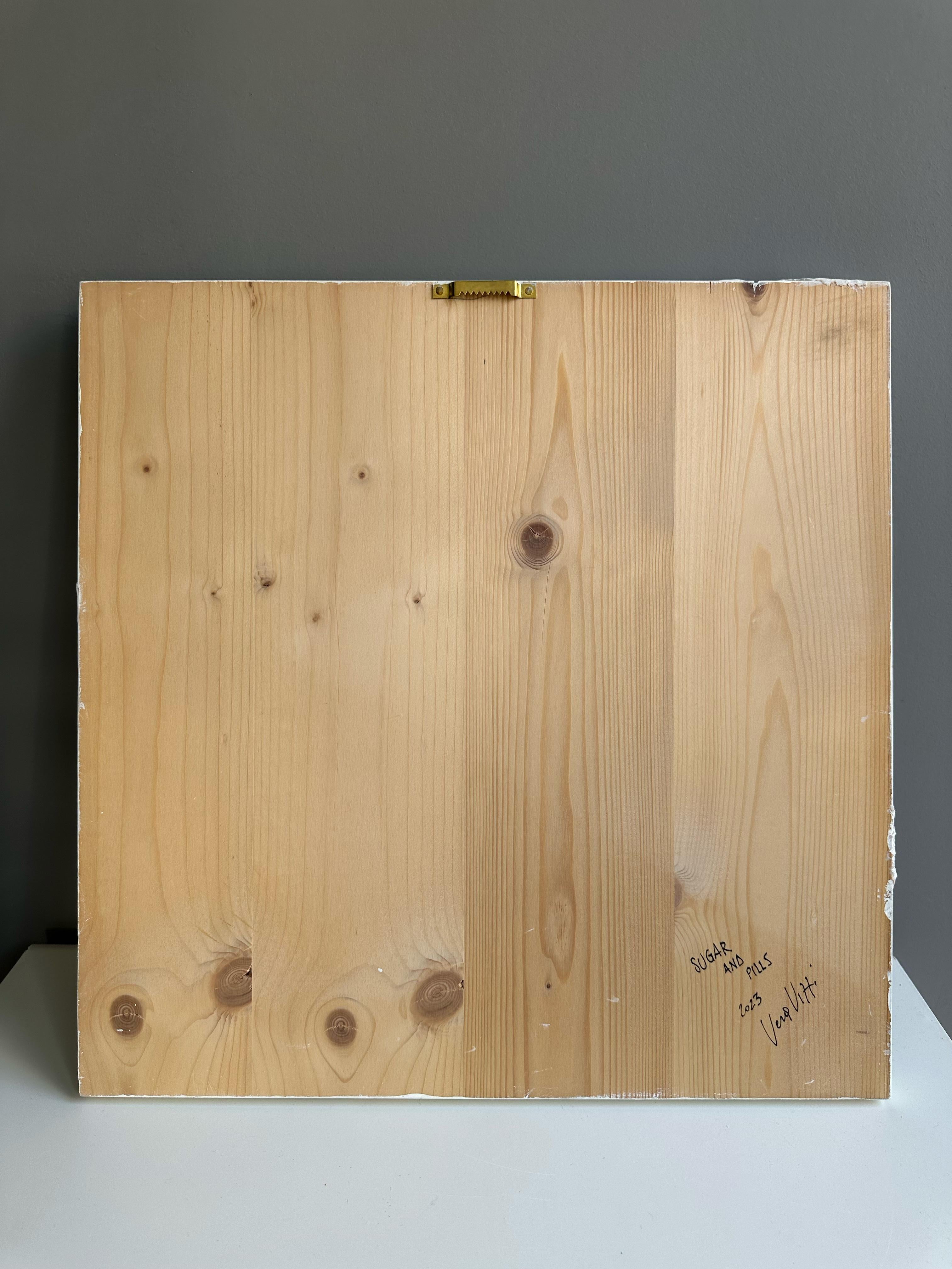 Pop Surrealist Sugar and Pills Schiuma d'argilla e smalto in rilievo Paesaggio invernale in vendita 1