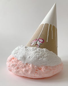 "Sweetness" – Contemporary Pop Sculpture in Foam Clay and Enamel on Wood, 2022