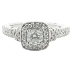 Used Vera Wang 14 Karat White Gold Round Brilliant Cut Diamond Engagement Ring