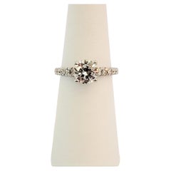Vera Wang 14K White gold engagement ring with round brilliant diamond