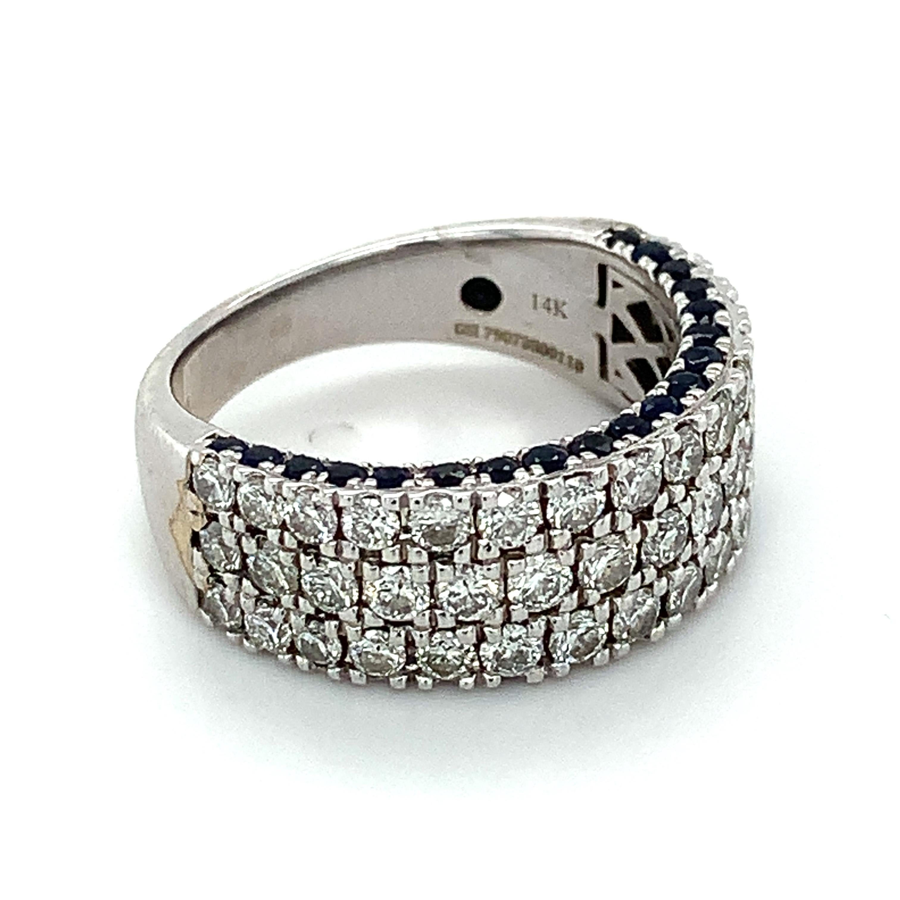 Vera Wang 14k Weißgold Rundschliff Diamant 3 Reihen 1/2cttw & Blauer Saphir Band im Zustand „Hervorragend“ in Montgomery, AL