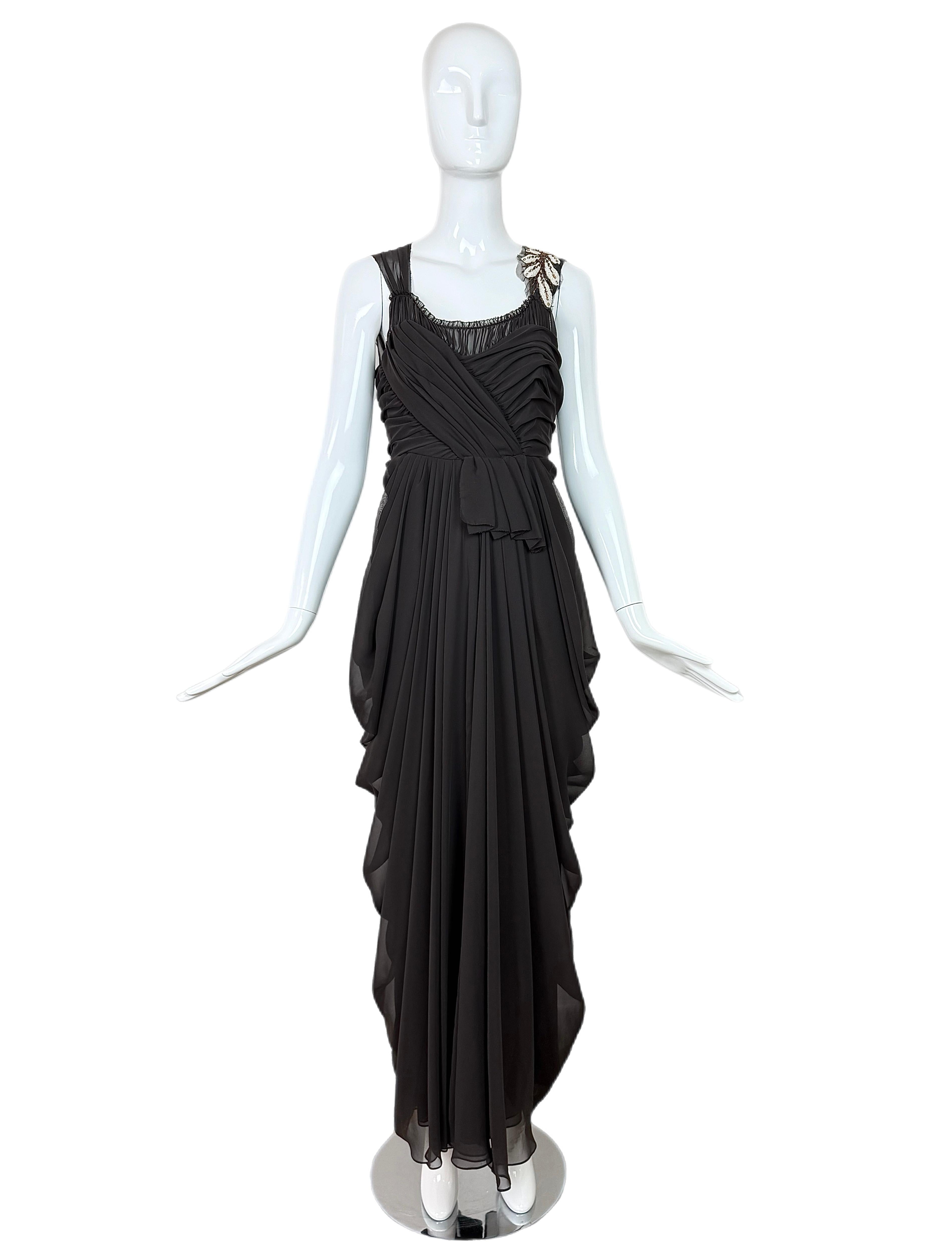 Women's VERA WANG 2006 Vintage Runway Grecian Gown Draped Embellished Long Maxi Dress For Sale