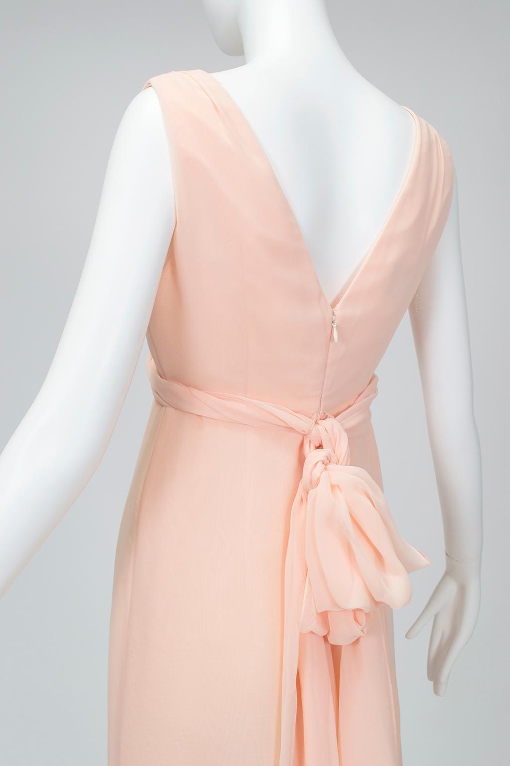 Vera Wang Blush Neoclassical Delphos Column Gown with Trailing Ties – S, 2008 For Sale 4