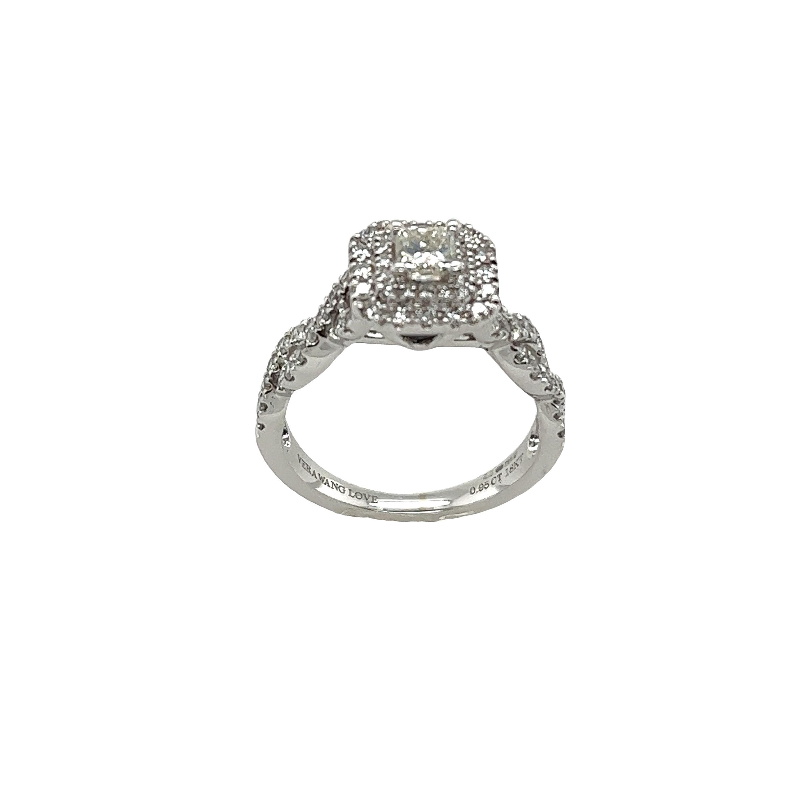 Vera Wang Diamond Cluster Engagement Ring Set With 0.95ct Natural Diamonds For Sale 2