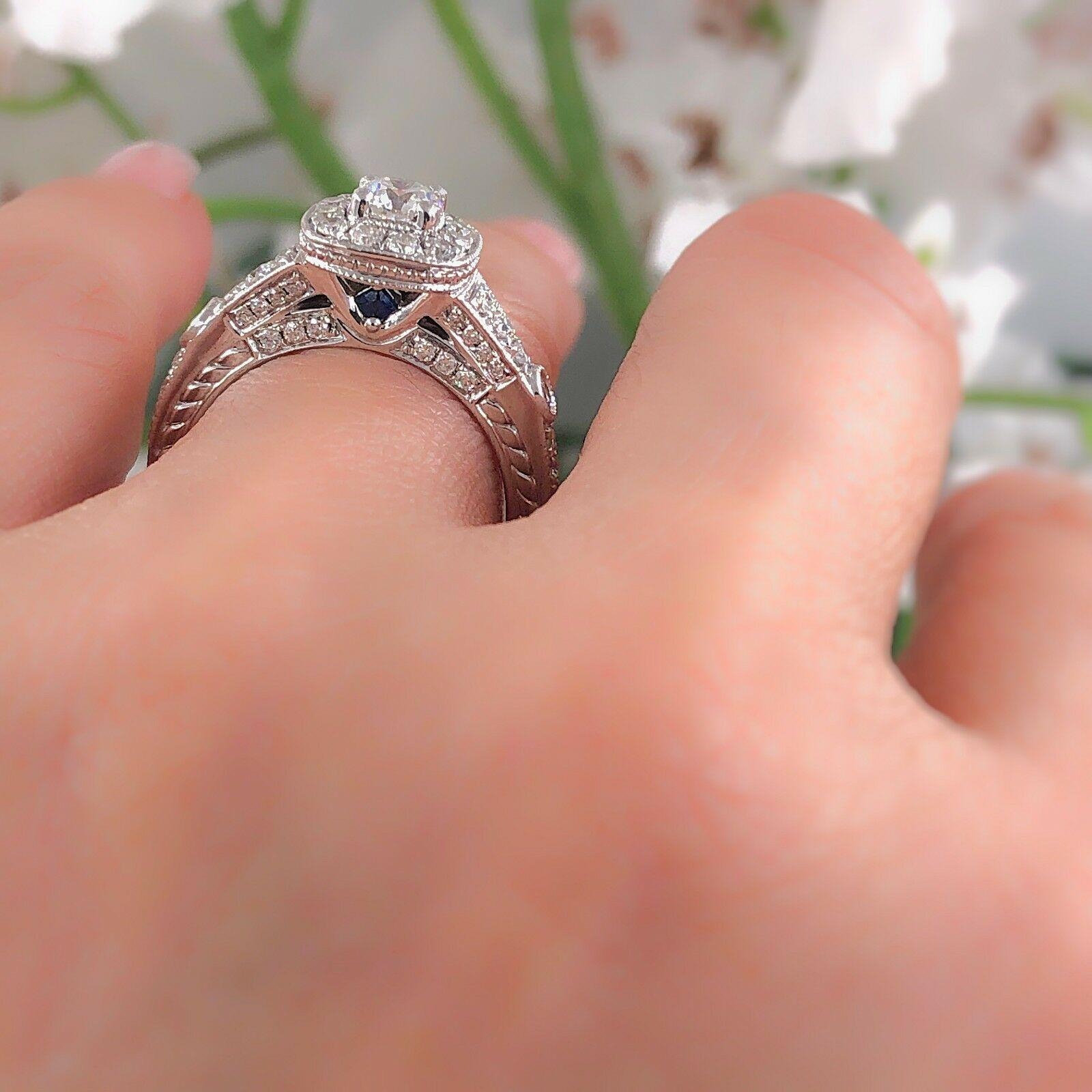Vera Wang Diamond Engagement Ring Love Collection Round 1.25 Carat 14 Karat Gold For Sale 2