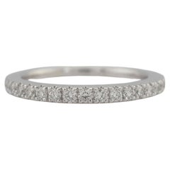 Fede nuziale a semicerchio con diamanti di Vera Wang in oro bianco 14k
