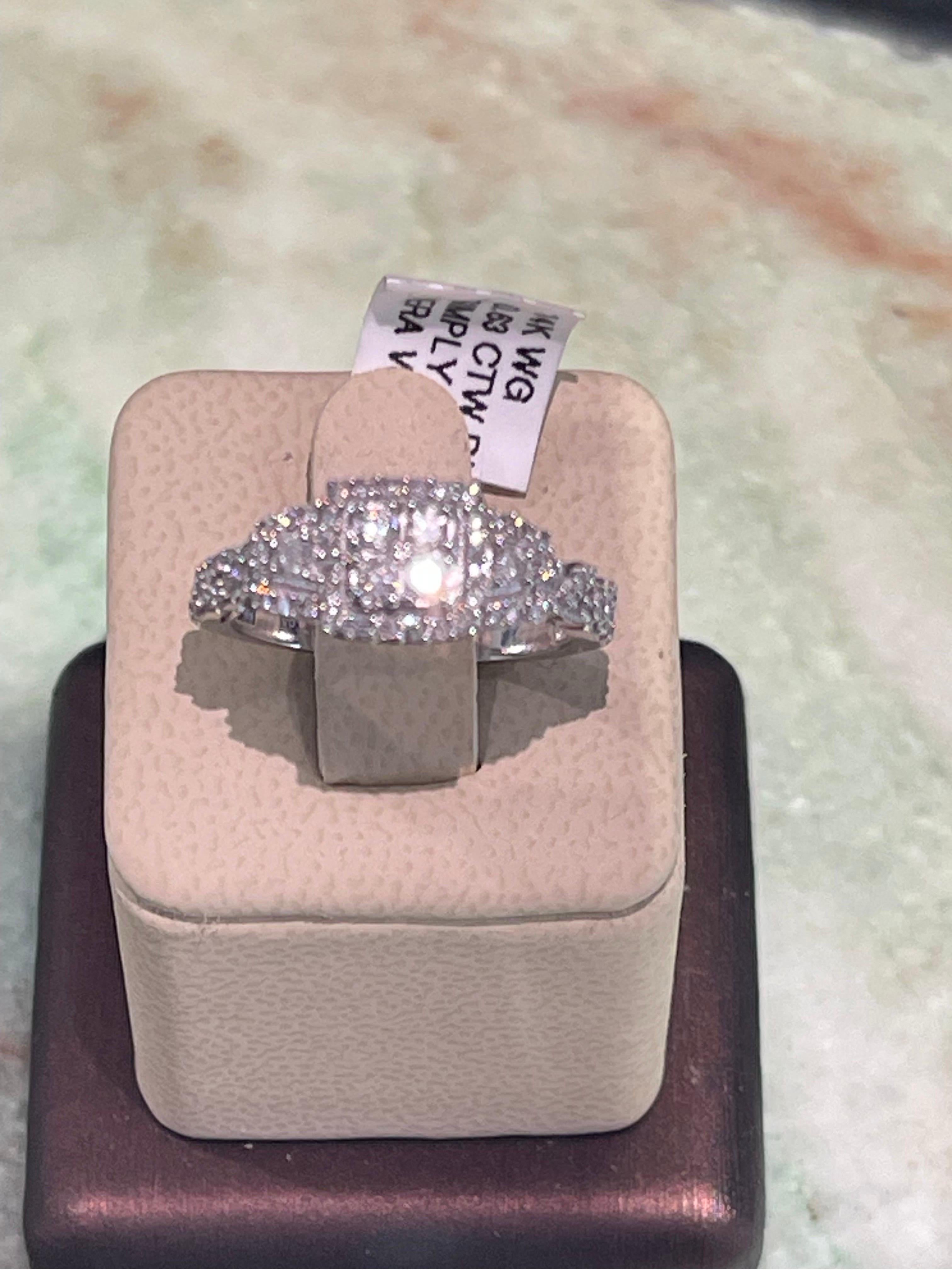 Vera Wang Diamond Ring In 14k For Sale 2