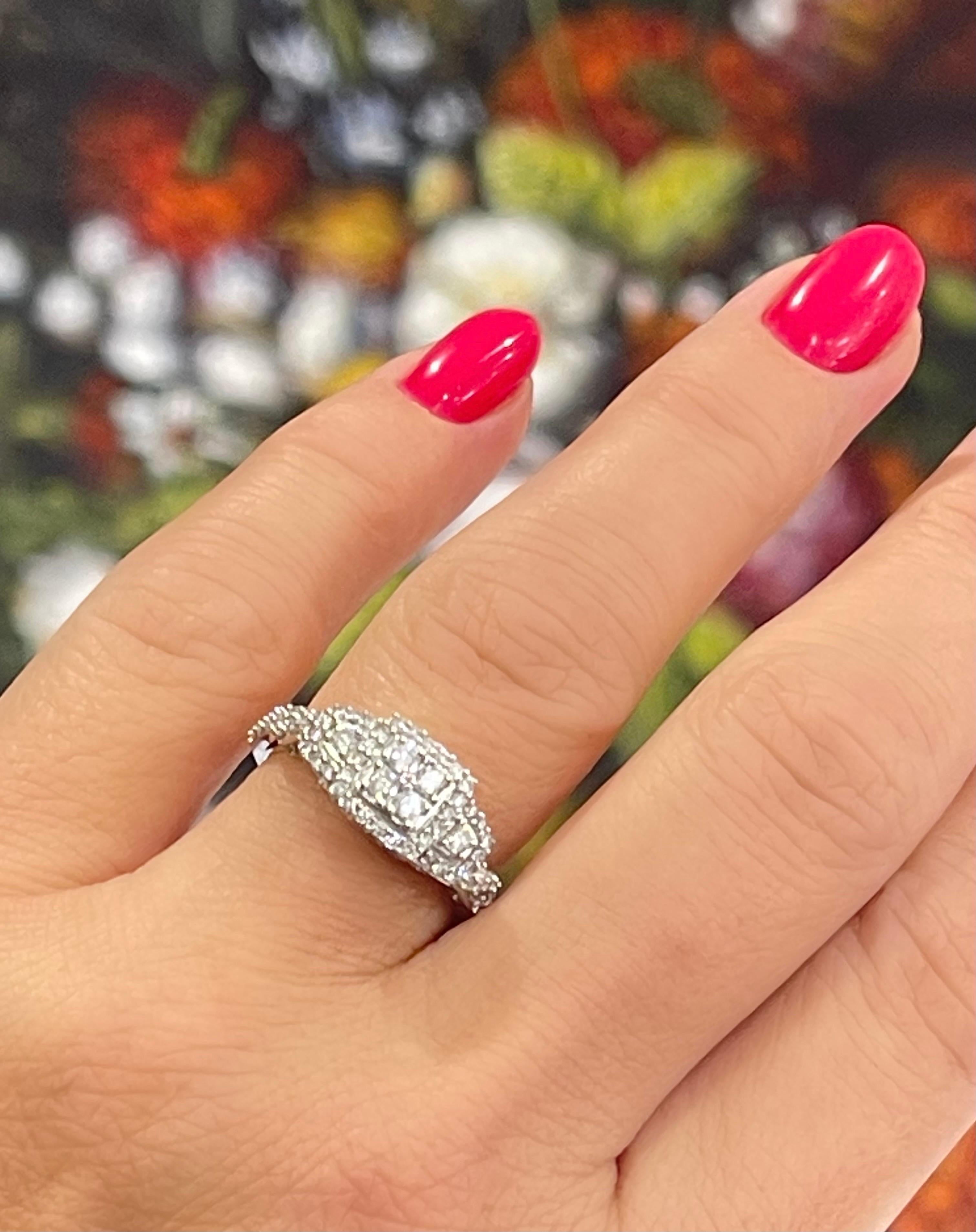 Women's Vera Wang Diamond Ring In 14k For Sale