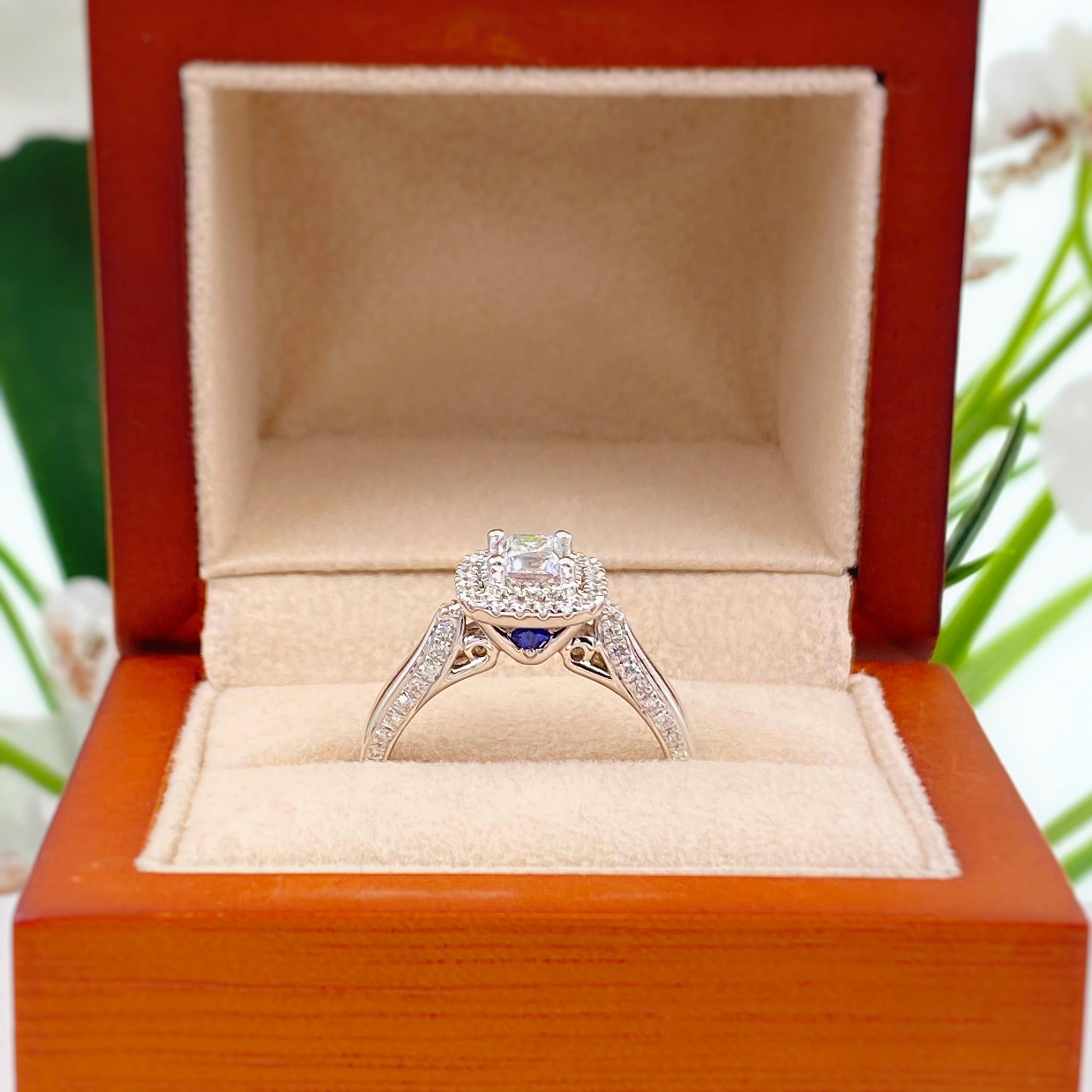 Vera Wang Love Collection 7/8 Carat Princess Diamond Double Frame Ring In Excellent Condition For Sale In San Diego, CA