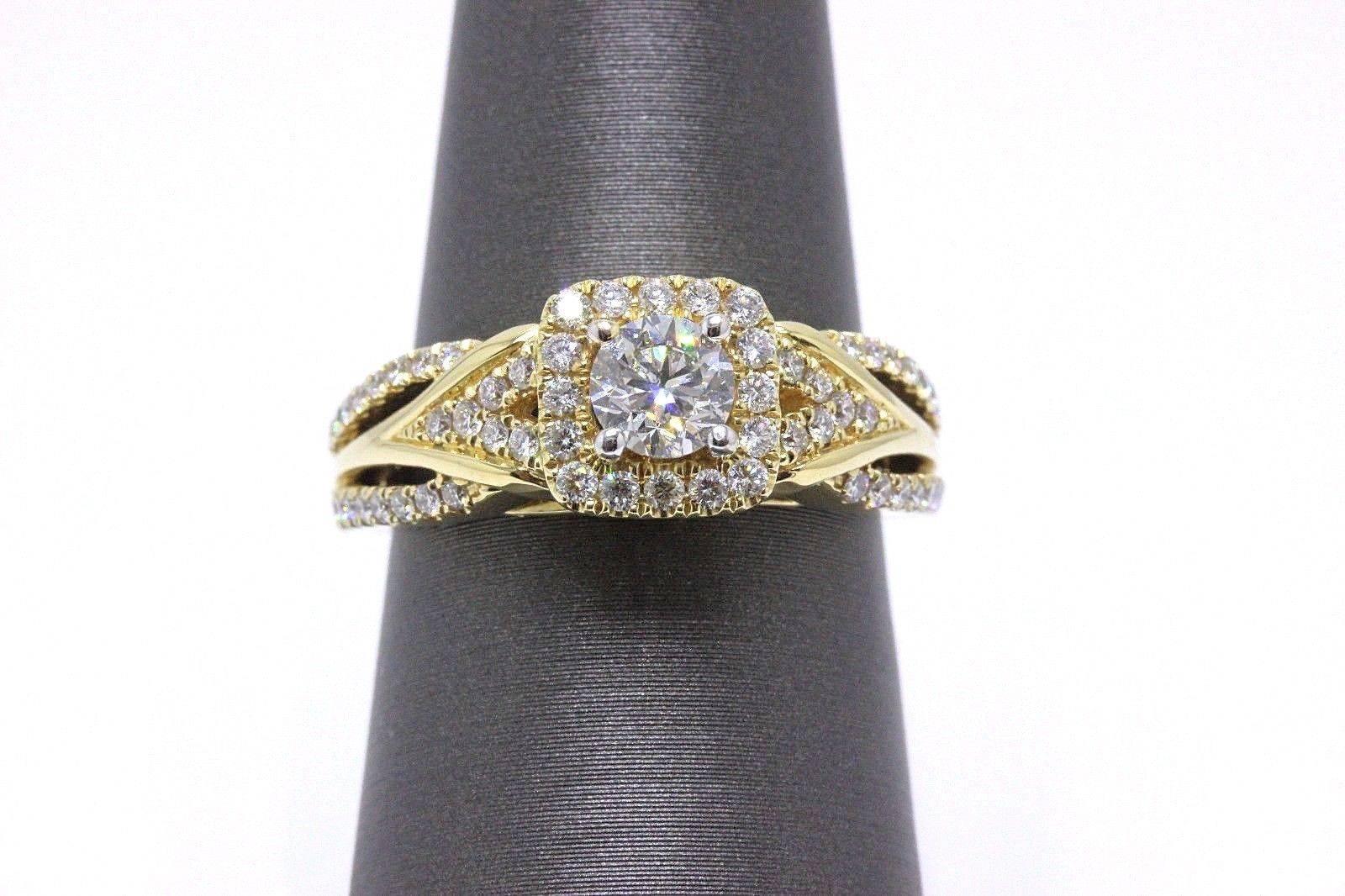 Vera Wang Love Diamond Engagement Ring 1.00 TCW 14 Karat Yellow Gold In Excellent Condition For Sale In San Diego, CA