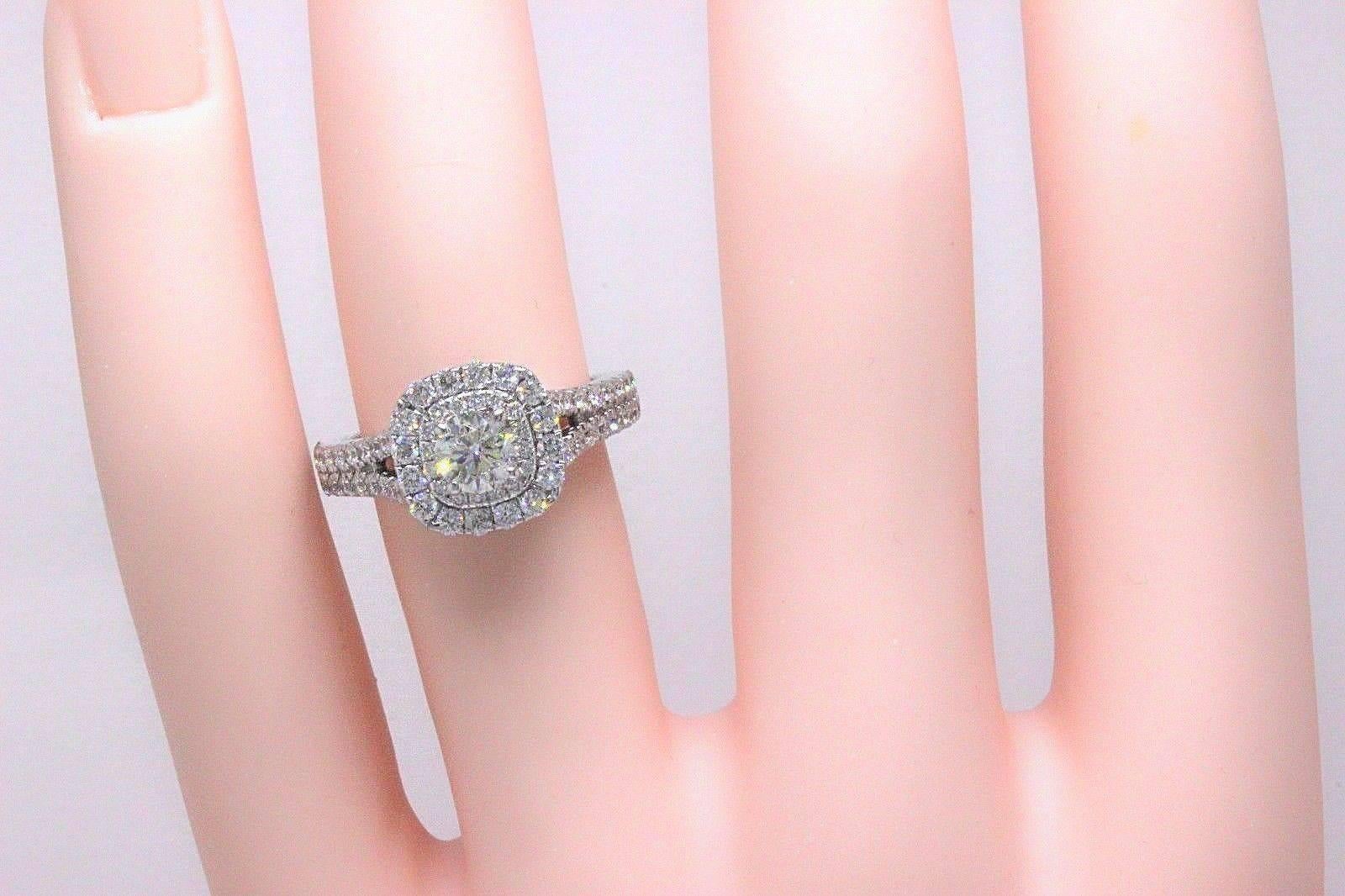Round Cut Vera Wang Love Diamond Engagement Ring 1.50 Carat in 14 Karat White Gold