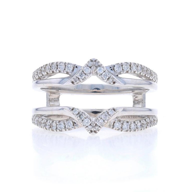 Vera wang wedding band enhancer | Beachweddingtips.com