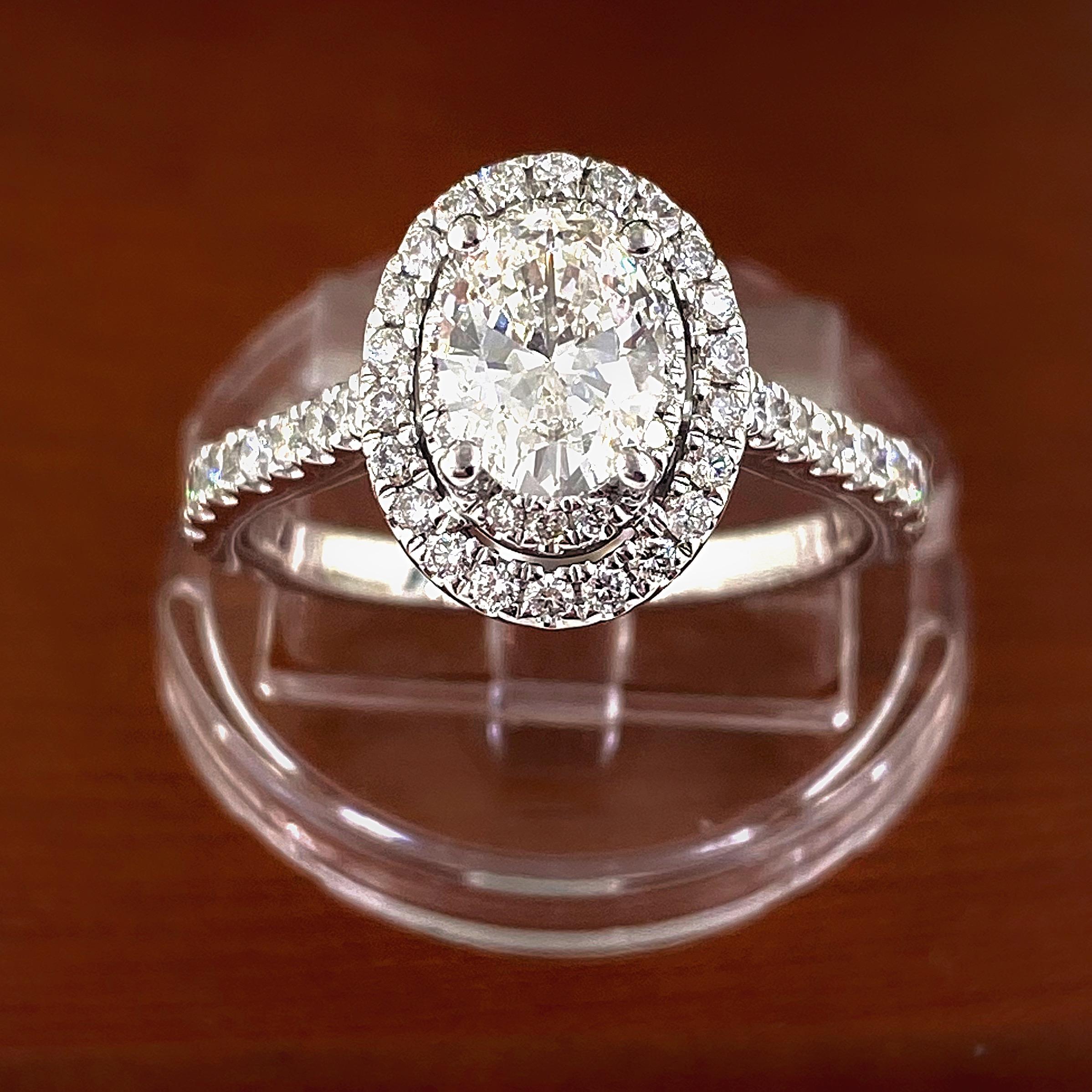 Women's or Men's Vera Wang Love Oval Diamond 1 5/8 Tcw Frame Halo Engagement Ring 14kt White Gold