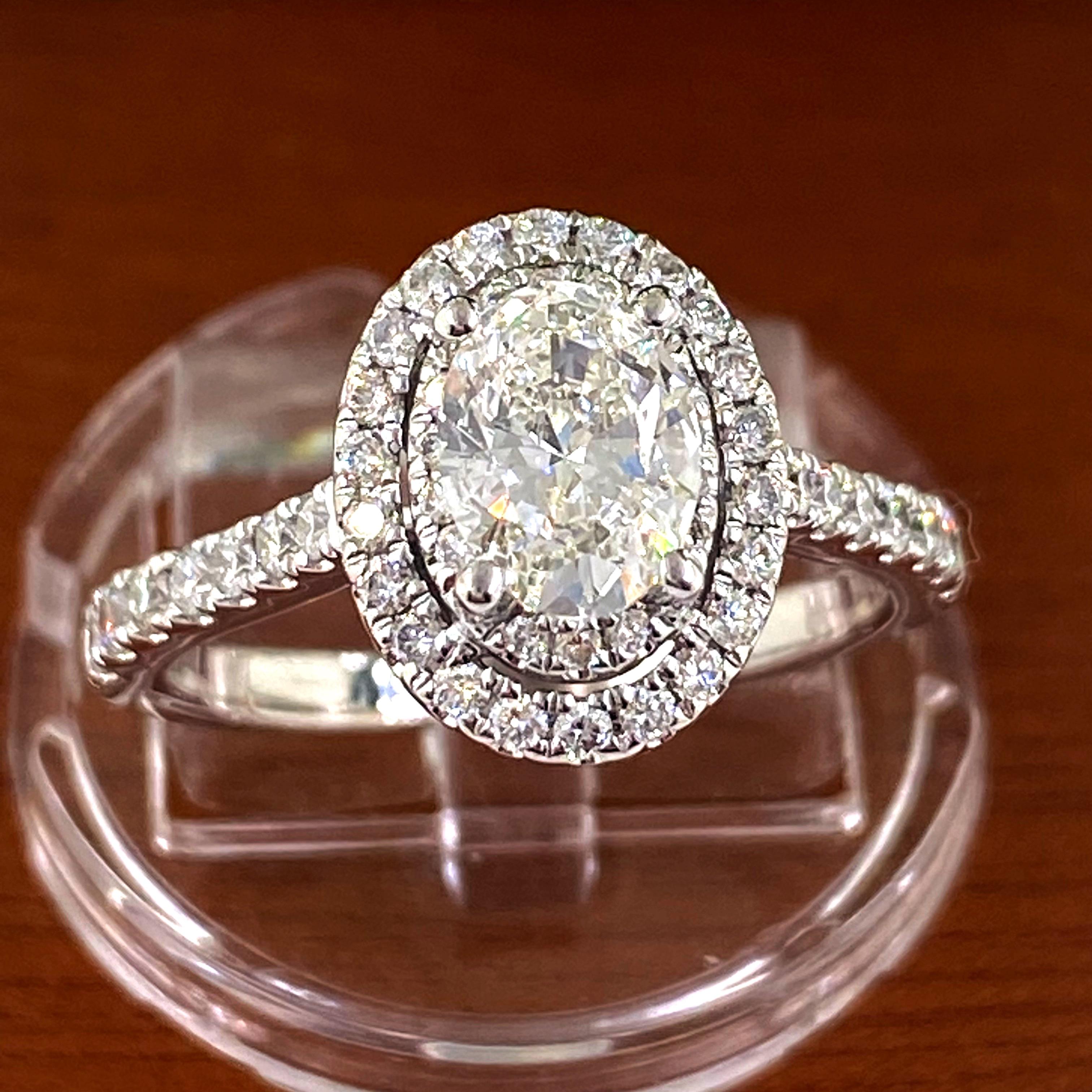 Vera Wang Love Oval Diamond 1 5/8 Tcw Frame Halo Engagement Ring 14kt White Gold 1
