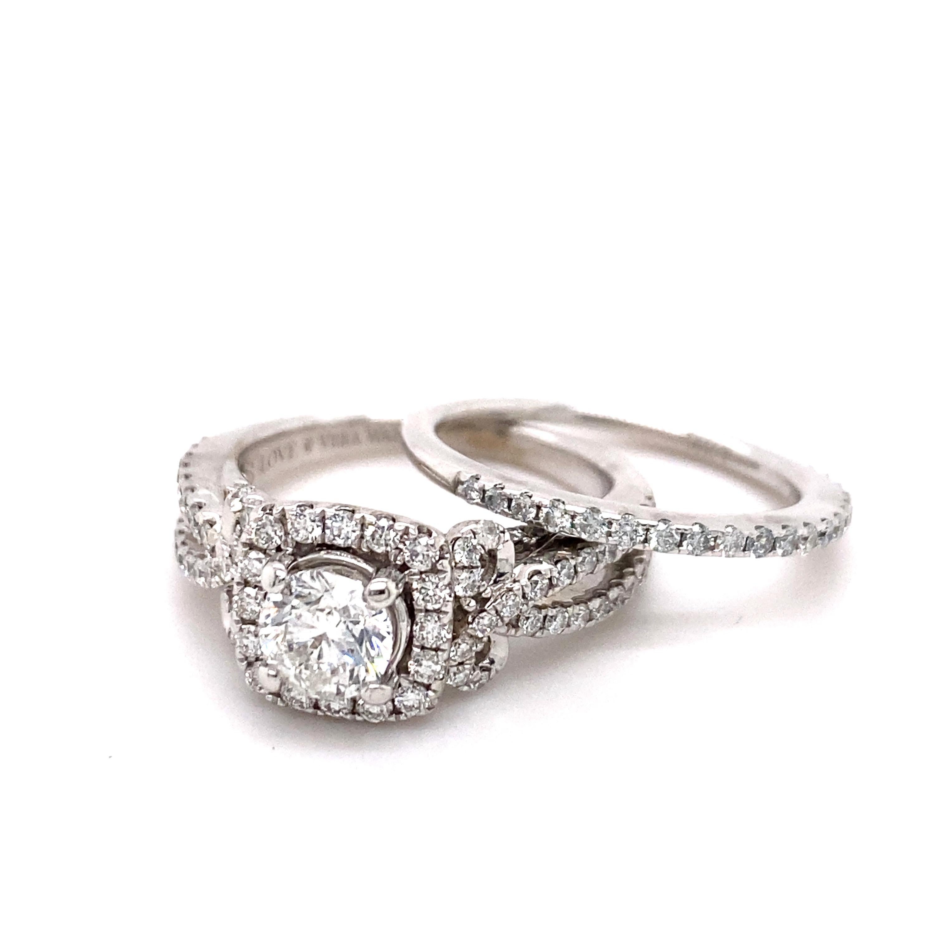 Vera Wang Love: 14 Karat Weißgold Verlobungsring und Ring mit rundem Diamanten, 1,28 Karat (Rundschliff) im Angebot