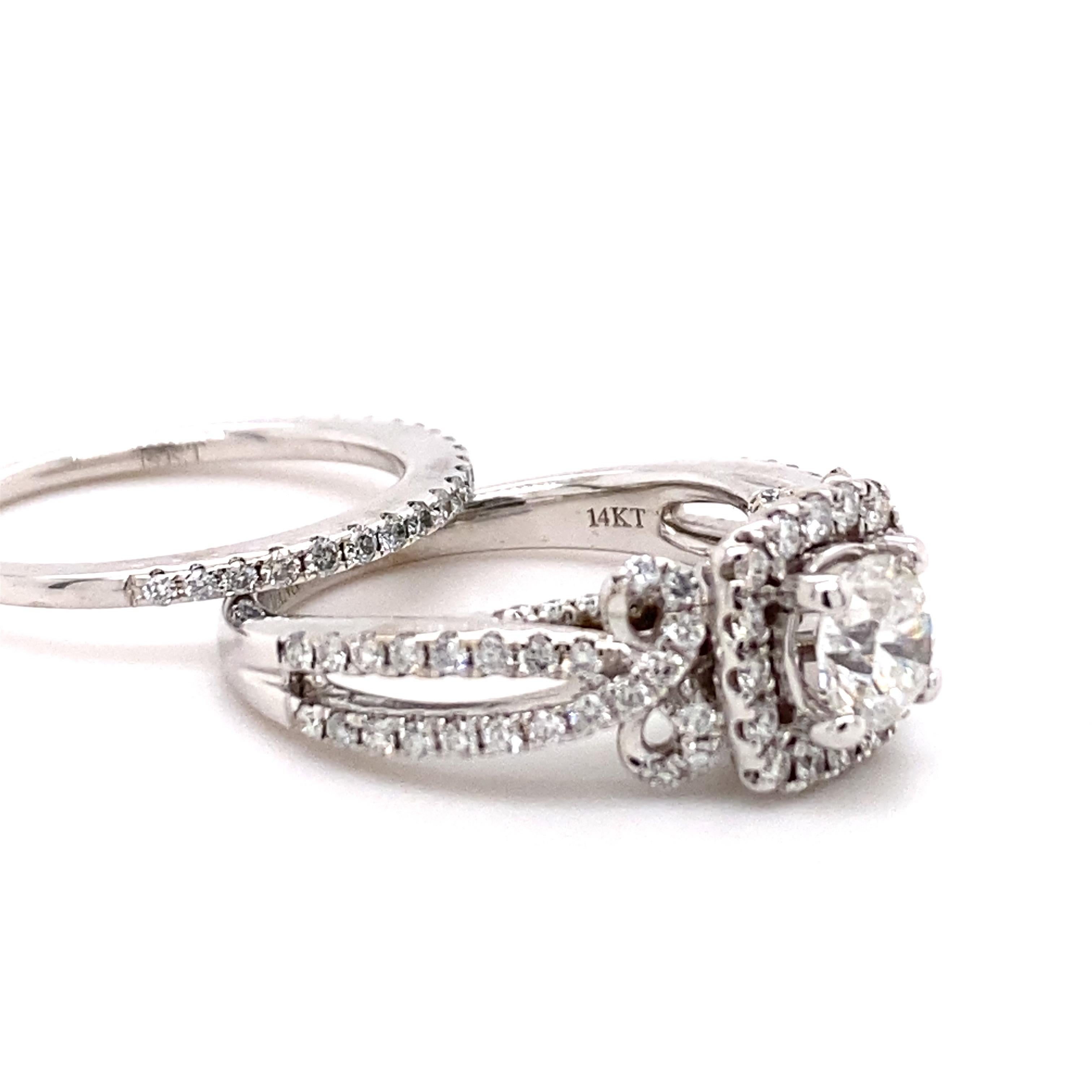 Vera Wang Love: 14 Karat Weißgold Verlobungsring und Ring mit rundem Diamanten, 1,28 Karat im Zustand „Hervorragend“ im Angebot in San Diego, CA