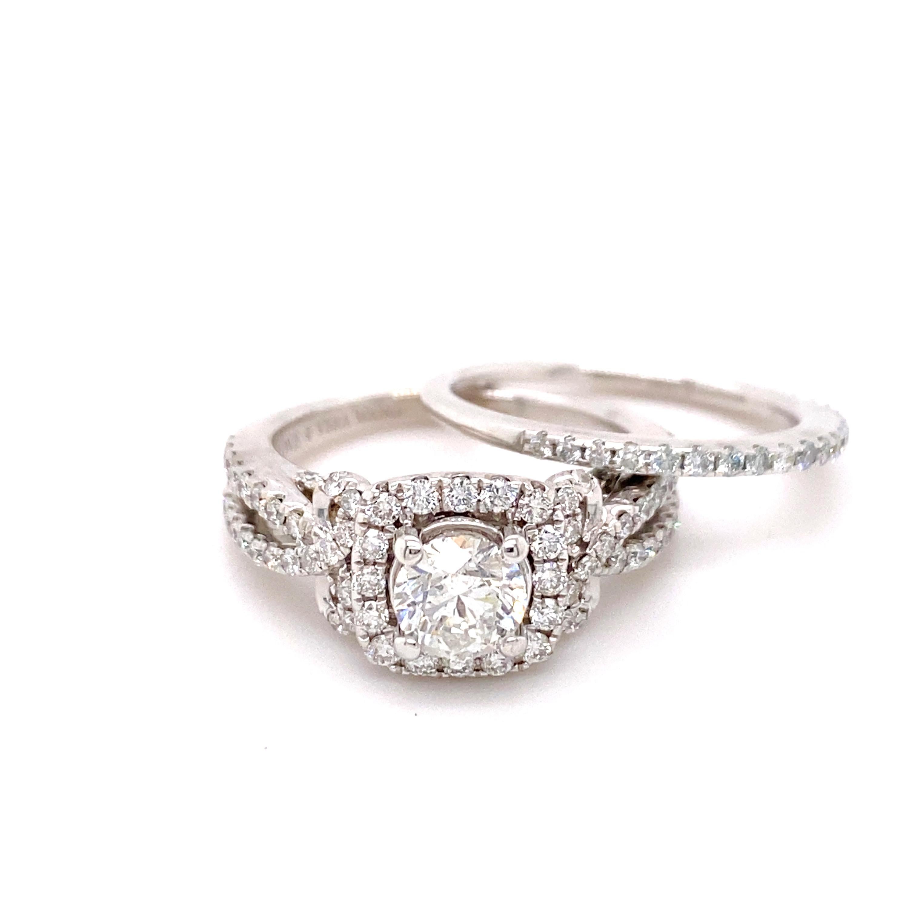 Vera Wang Love: 14 Karat Weißgold Verlobungsring und Ring mit rundem Diamanten, 1,28 Karat im Angebot 1