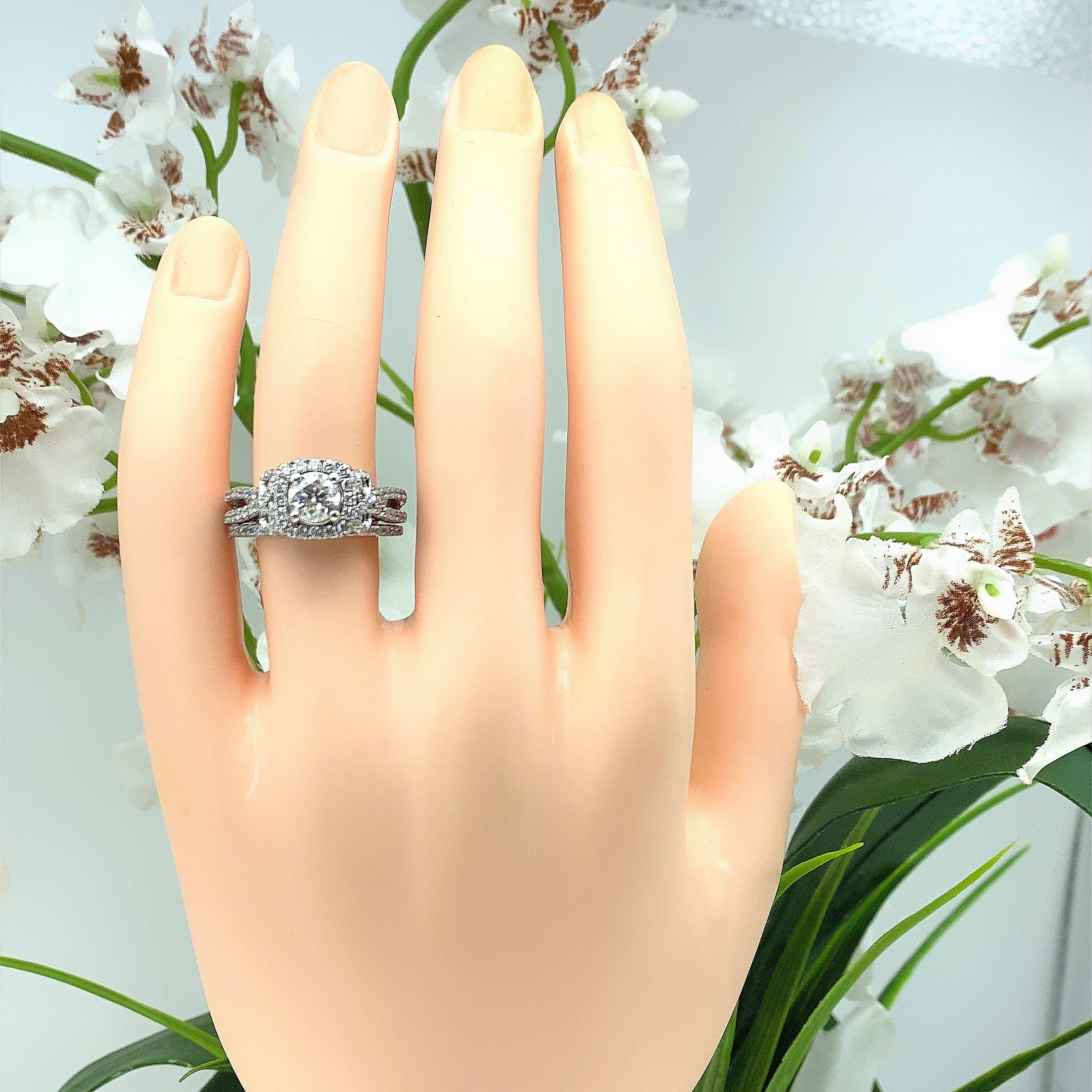 Vera Wang Love: 14 Karat Weißgold Verlobungsring und Ring mit rundem Diamanten, 1,28 Karat im Angebot 2