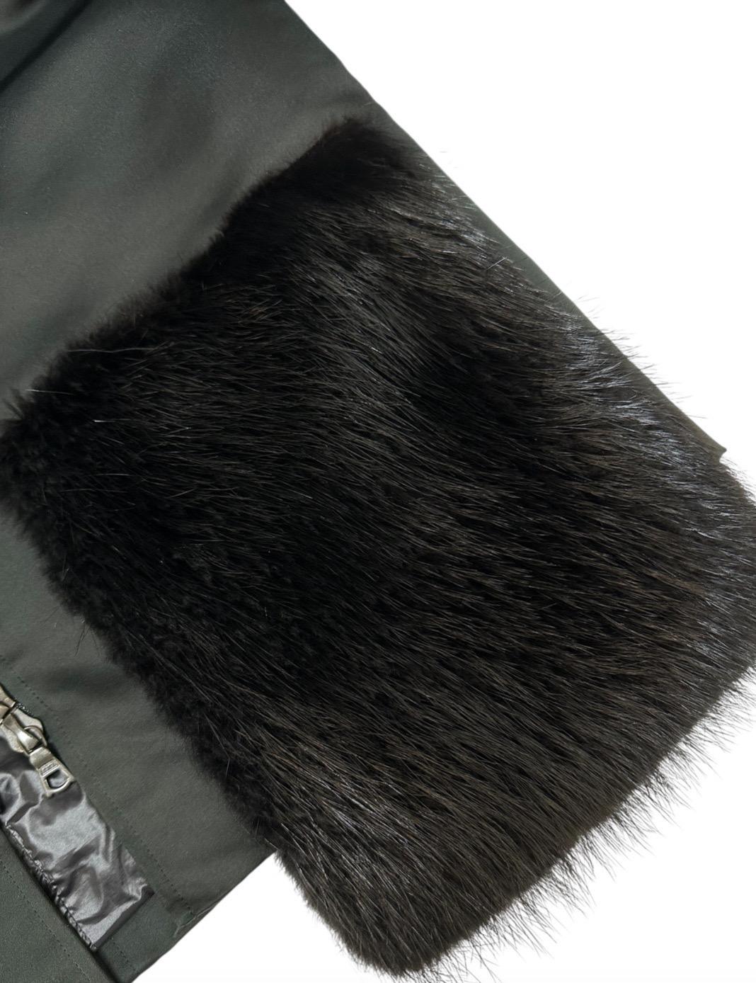 Vera Wang Pre-Fall 2014 Polyester Fur Pockets Coat Sz.40 Pour femmes en vente