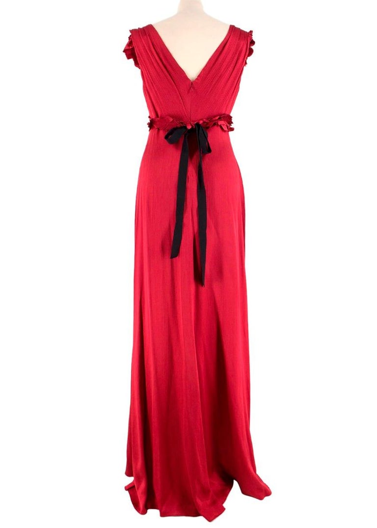 Vera Wang Red V-neck Silk Gown US 6 For Sale at 1stDibs | red v neck gown