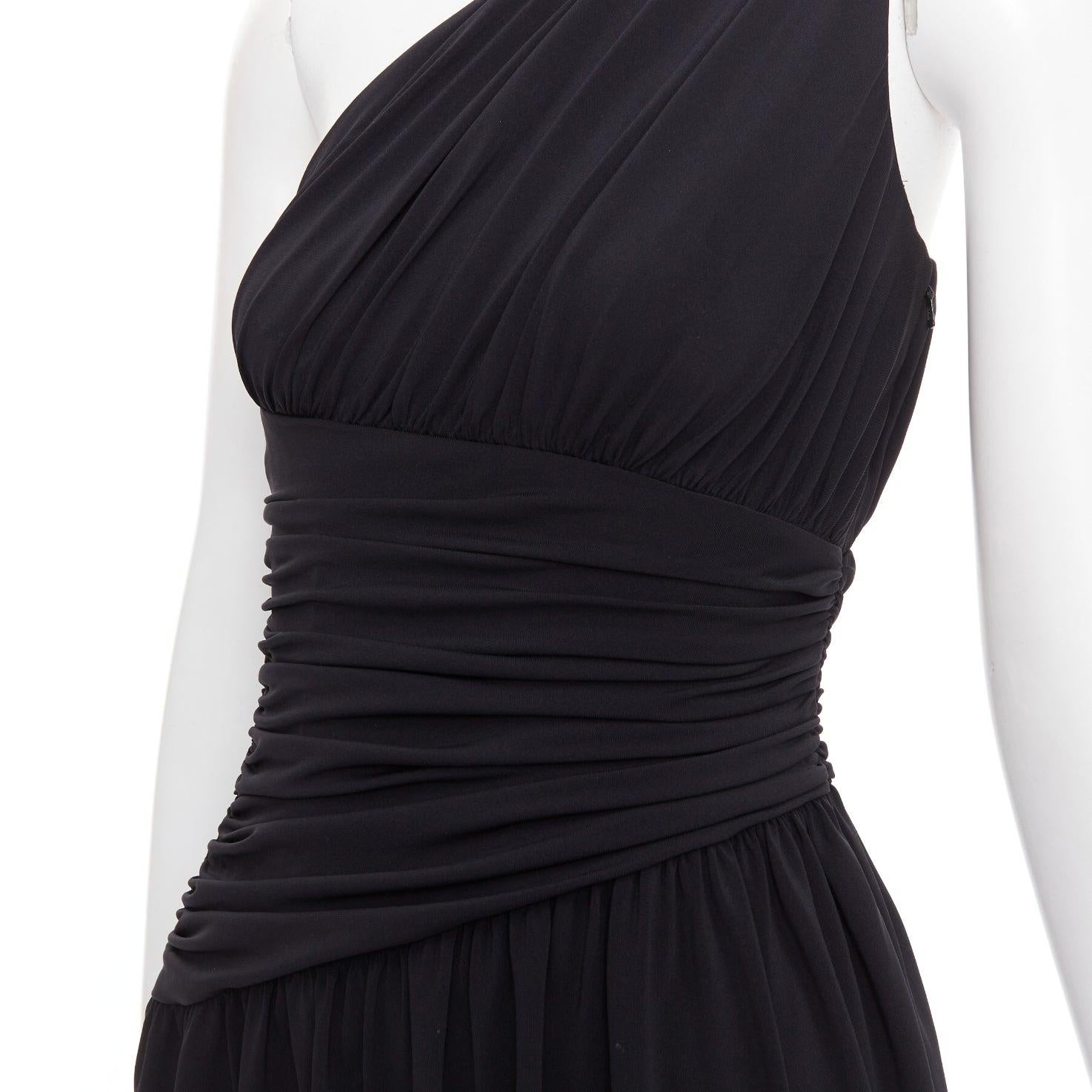 VERA WANG Vintage black one shoulder ruched waist silk lined dress US2 S For Sale 2