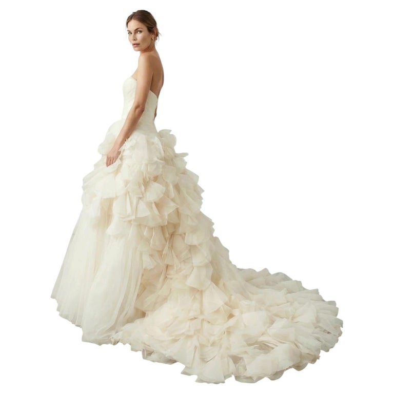 Vera Wang Vintage Silk Organza Strapless Bridal Gown with Train For Sale at 1stDibs Vera Wang Vintage Silk Organza Strapless Bridal Gown with Train For Sale at 1stDibs